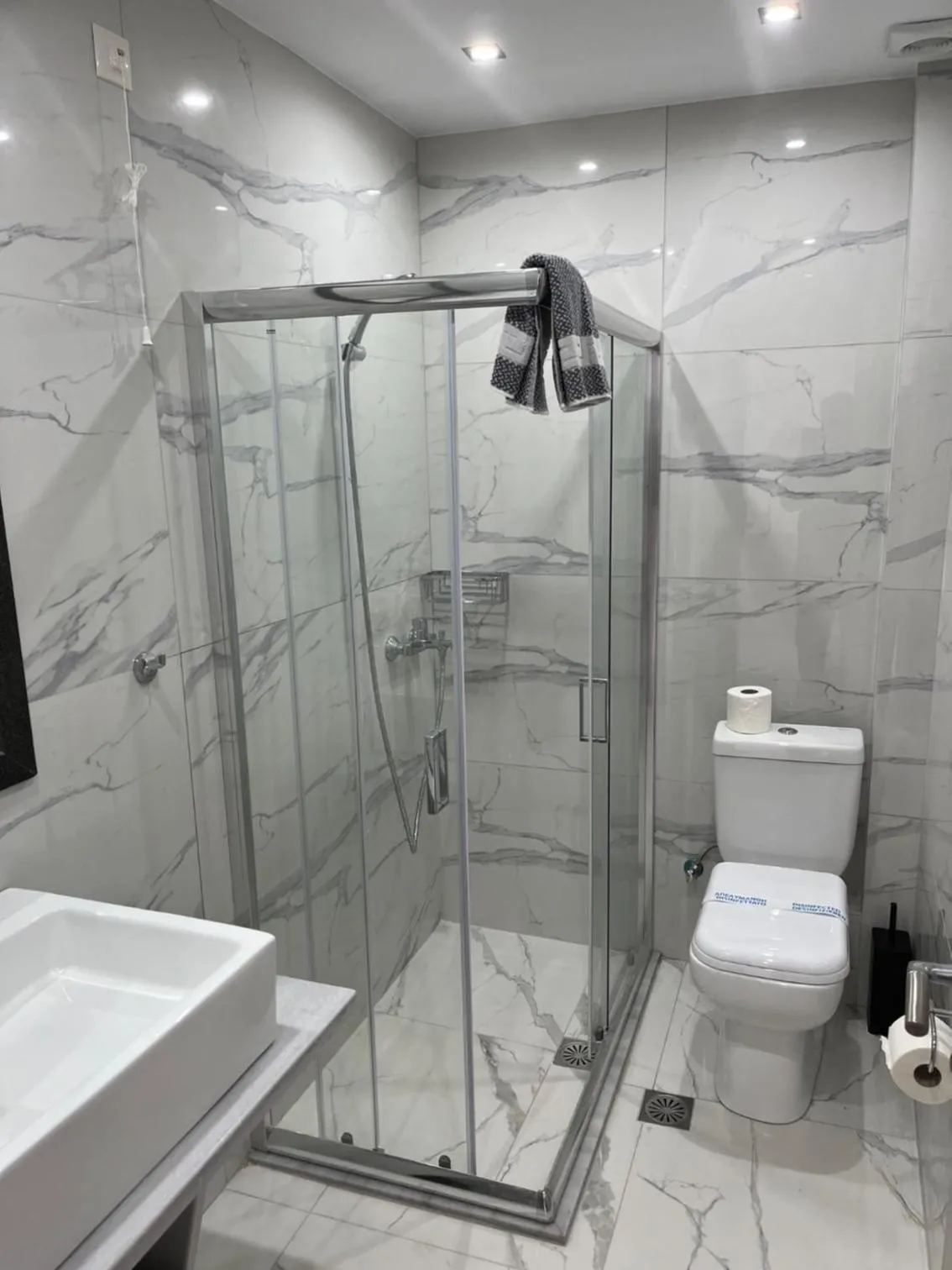 Anesis Hotel