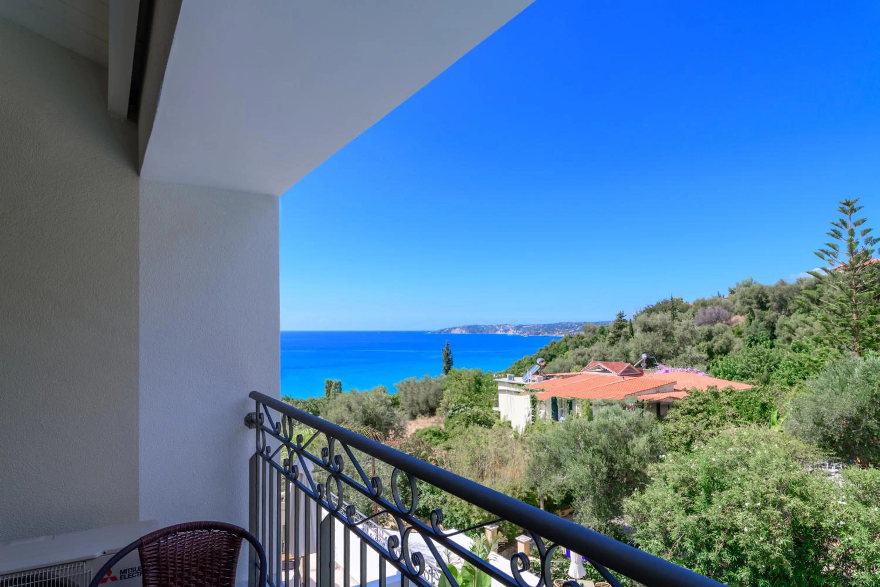 Day in La Signora Hotel