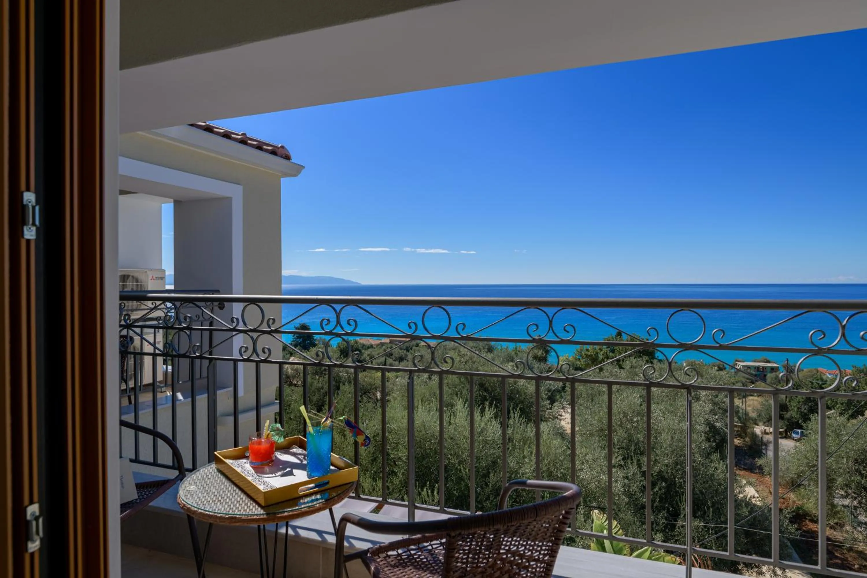 Day in La Signora Hotel