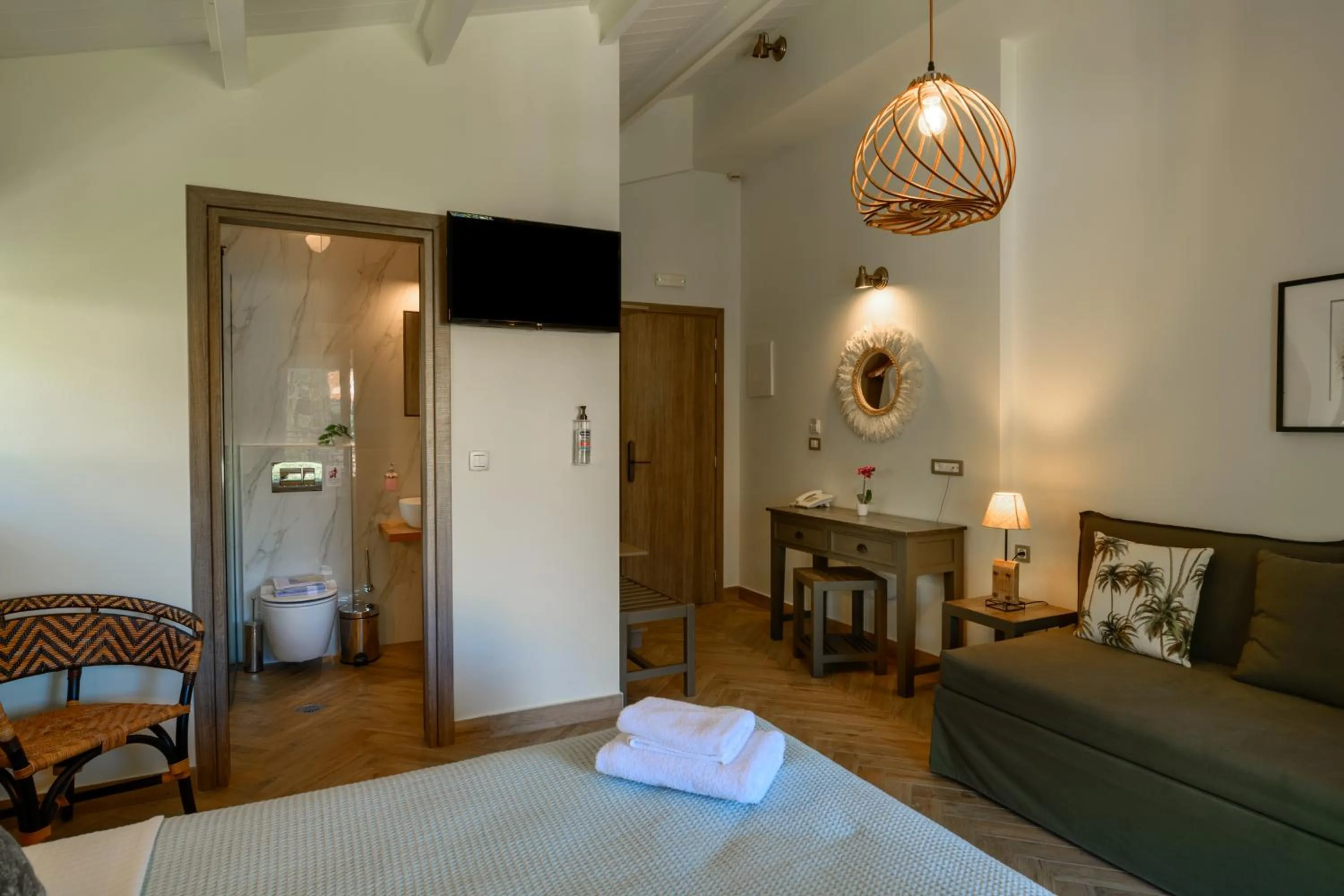 Bed in La Signora Hotel