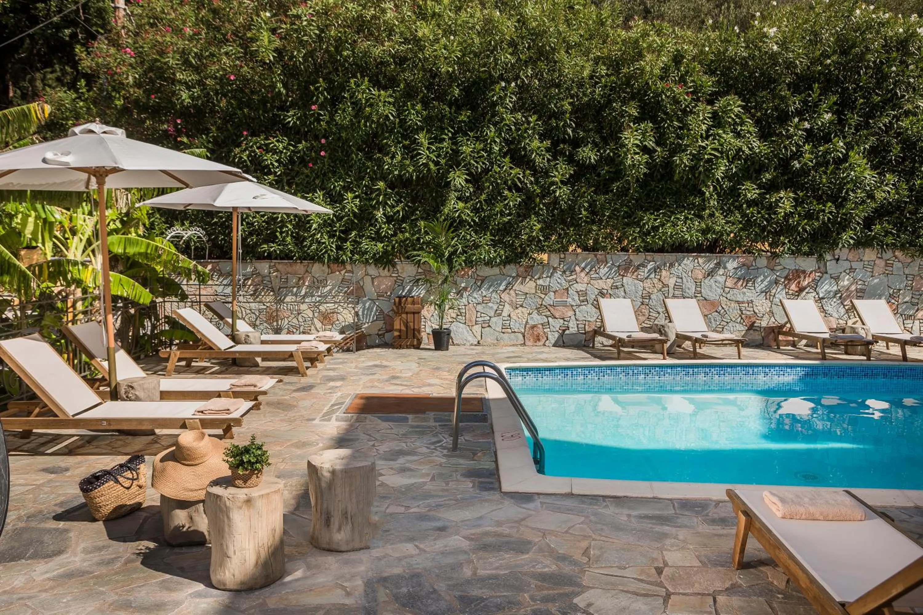 Swimming pool in La Signora Hotel
