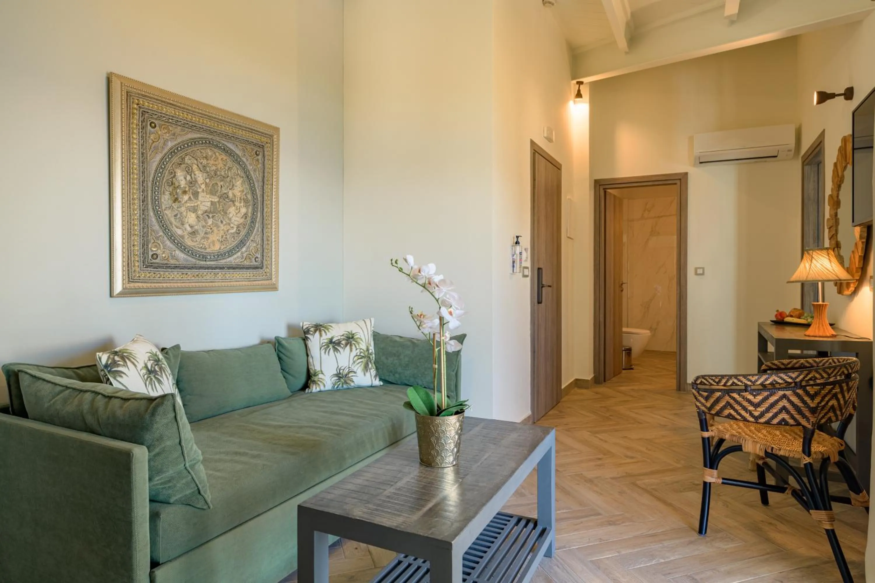 Living room in La Signora Hotel
