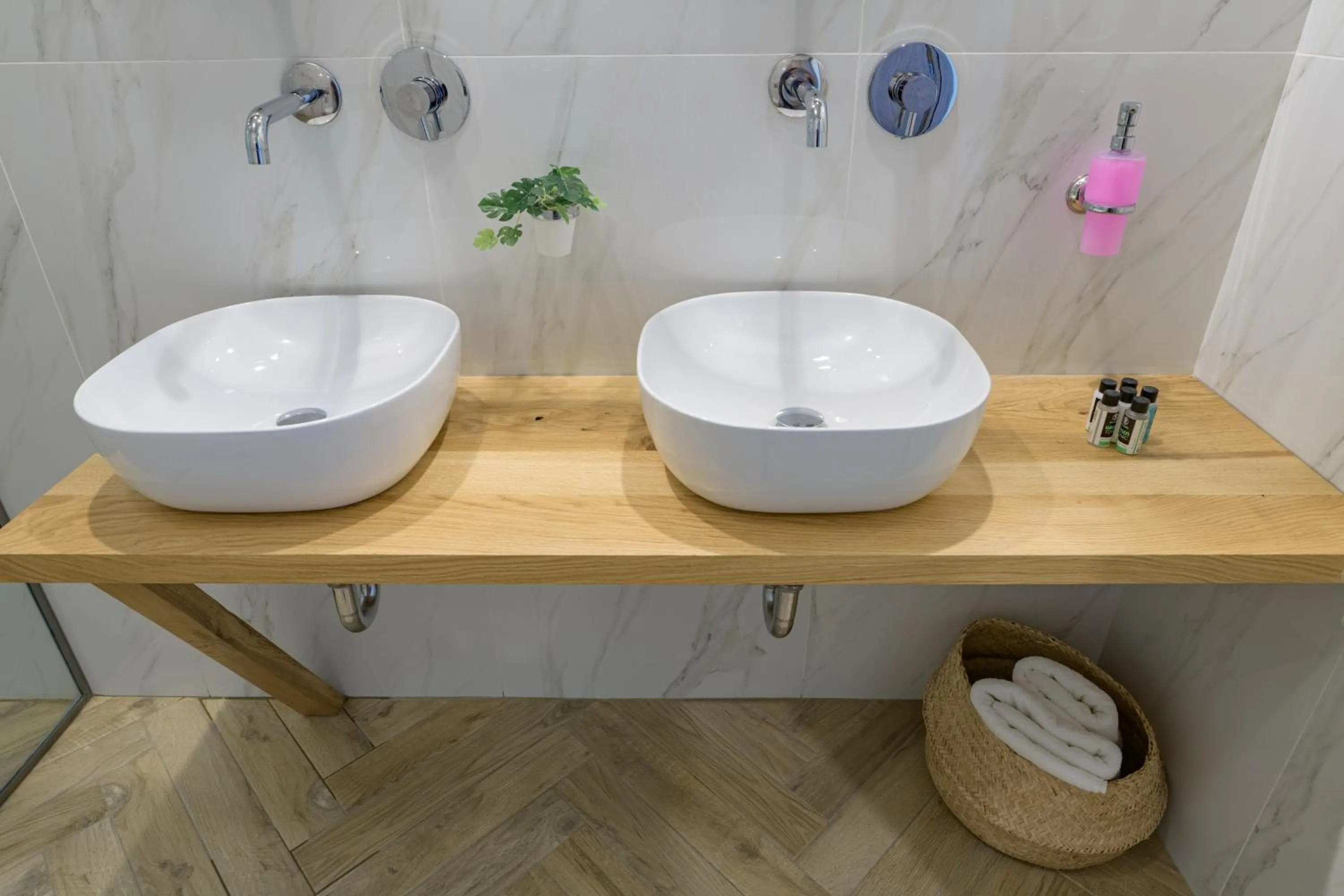 Bathroom in La Signora Hotel