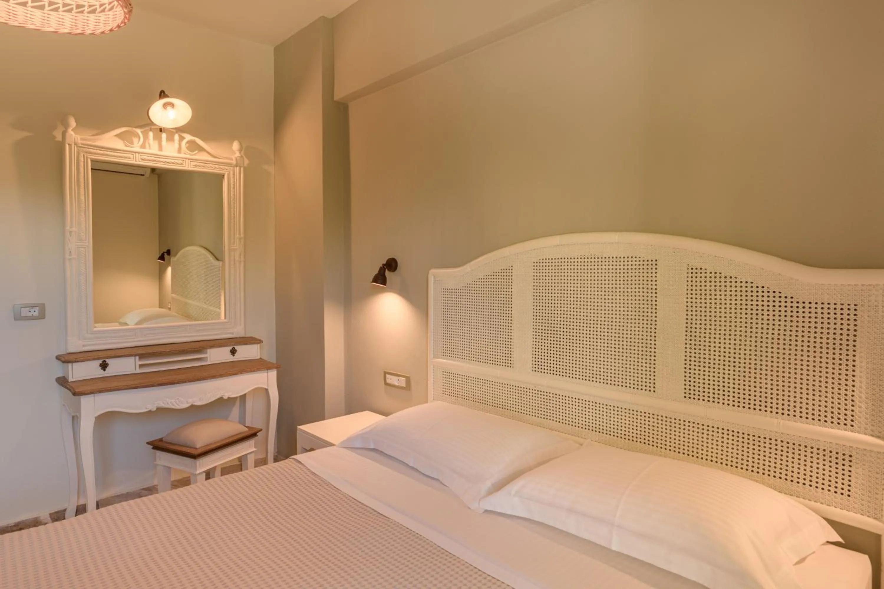 Bed in La Signora Hotel
