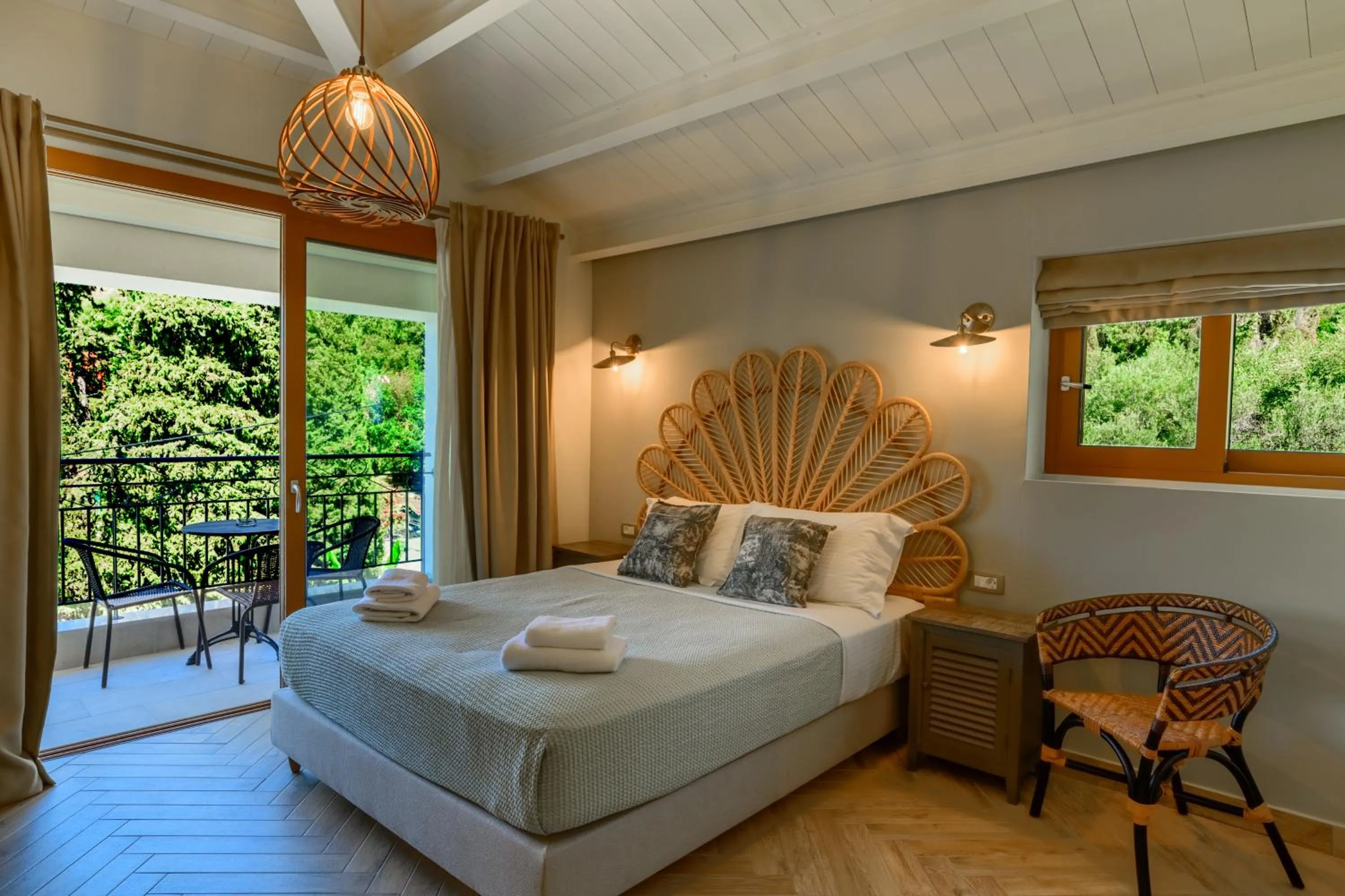 Bed in La Signora Hotel
