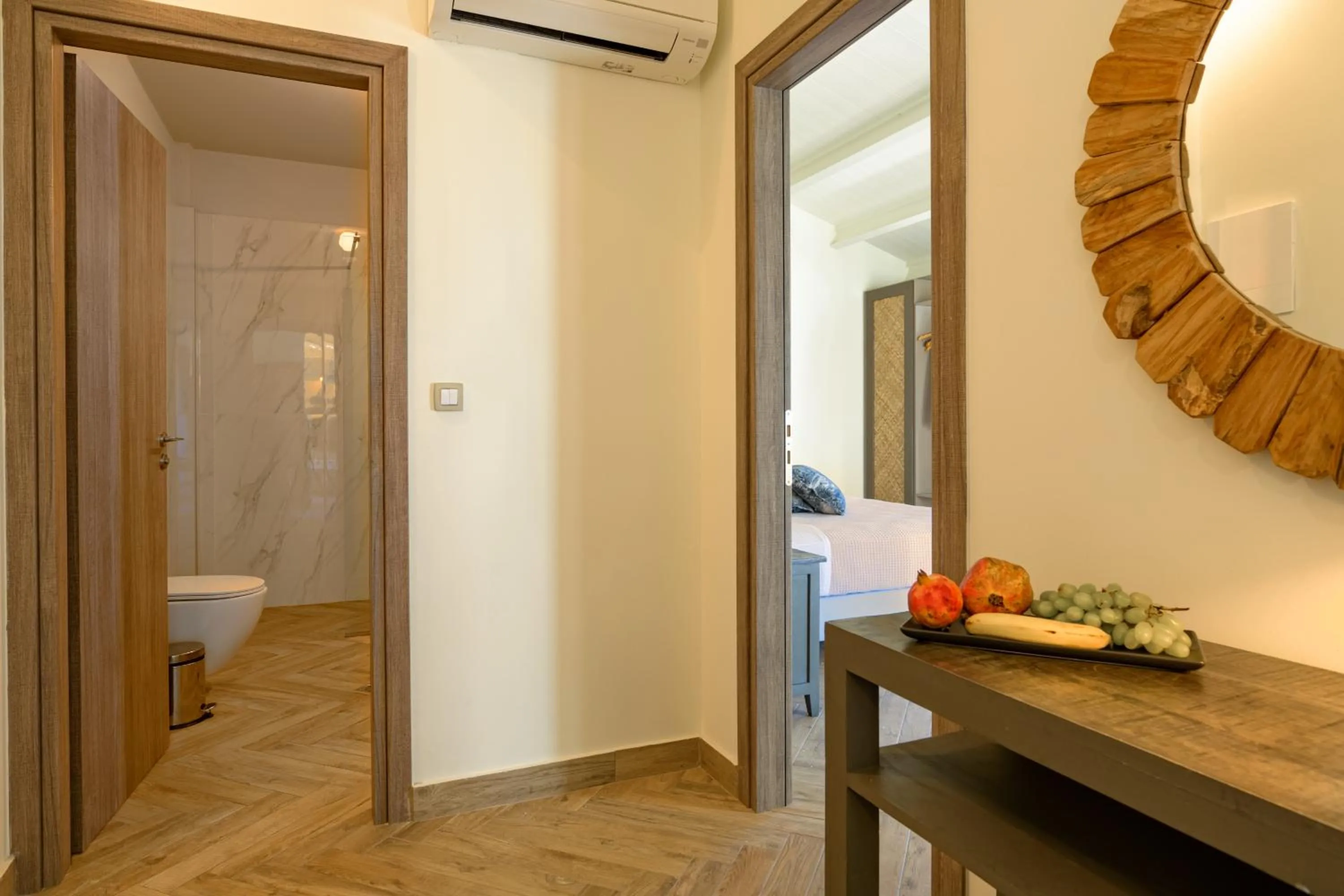 Shower in La Signora Hotel