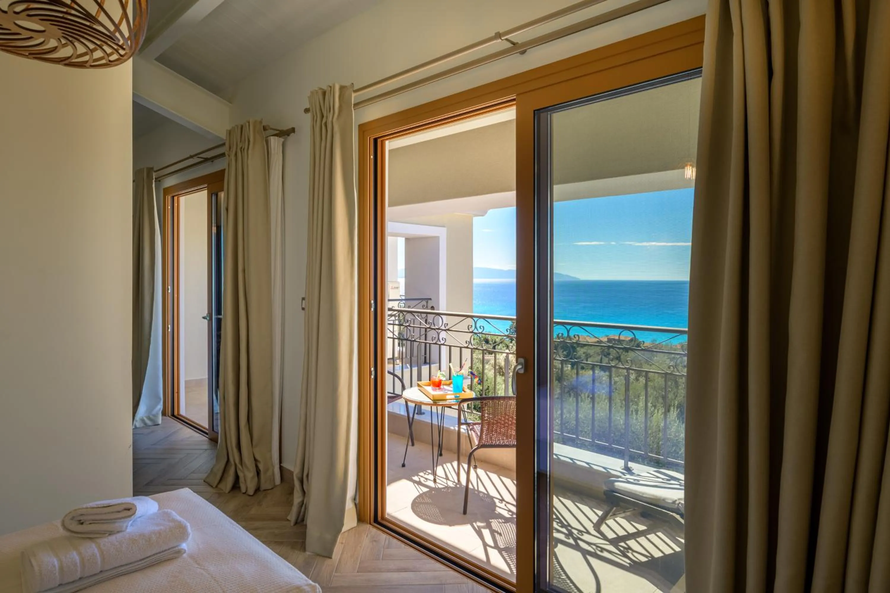Bed in La Signora Hotel