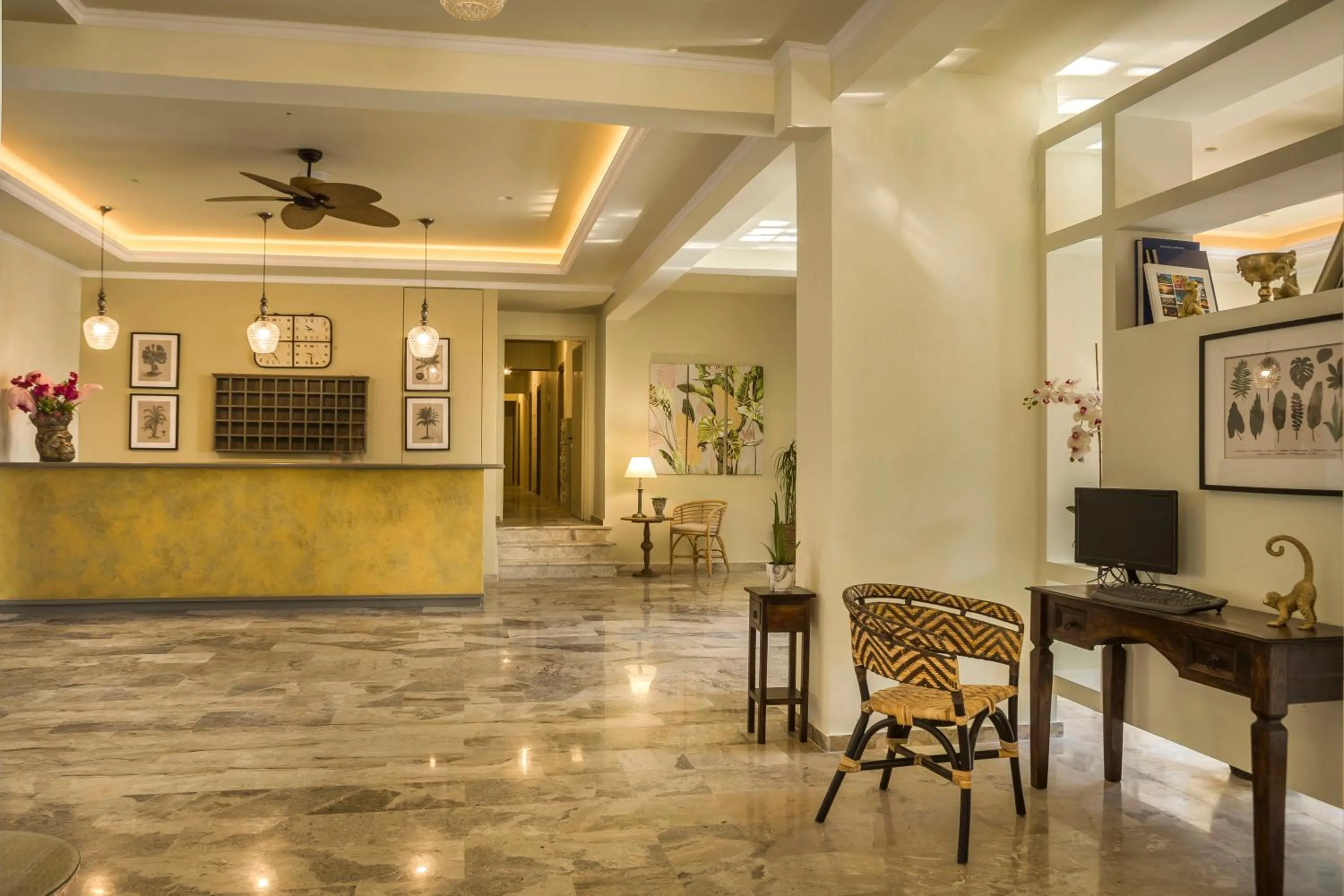Lobby or reception in La Signora Hotel