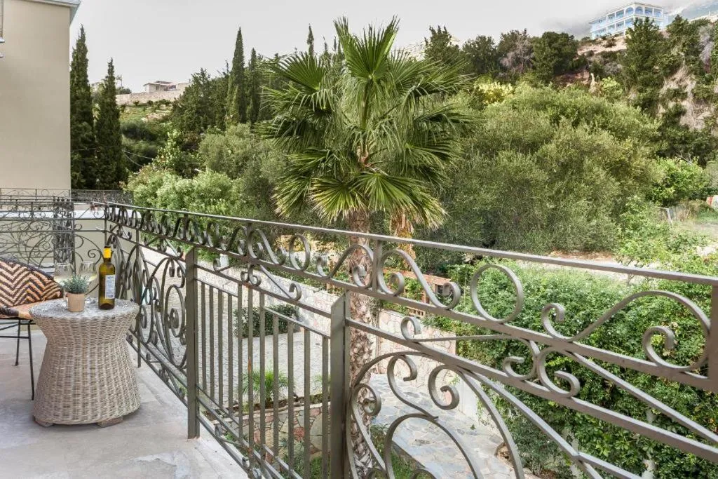 Day in La Signora Hotel