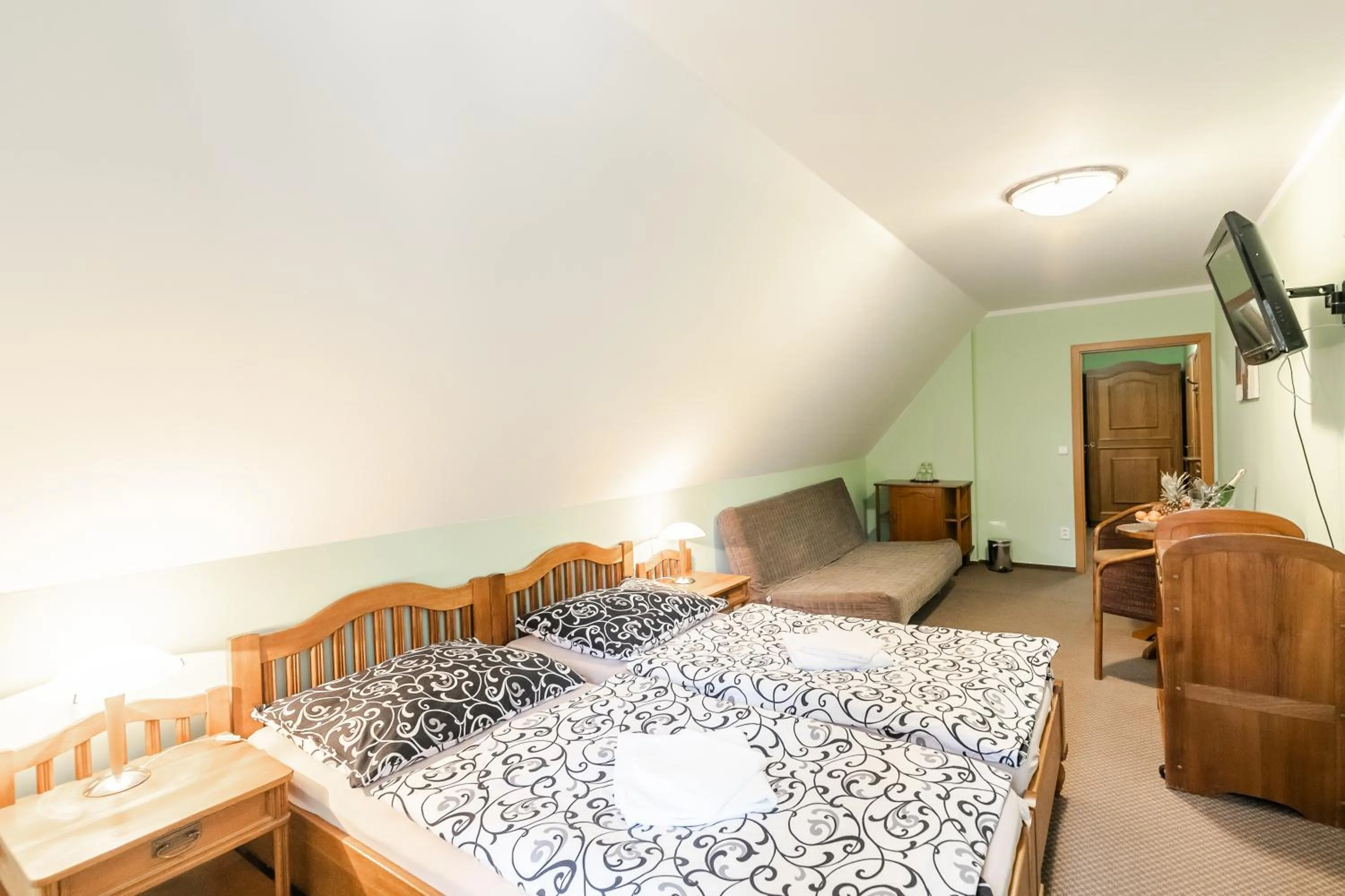 Bedroom, Bed in Hotel Perla Jizery