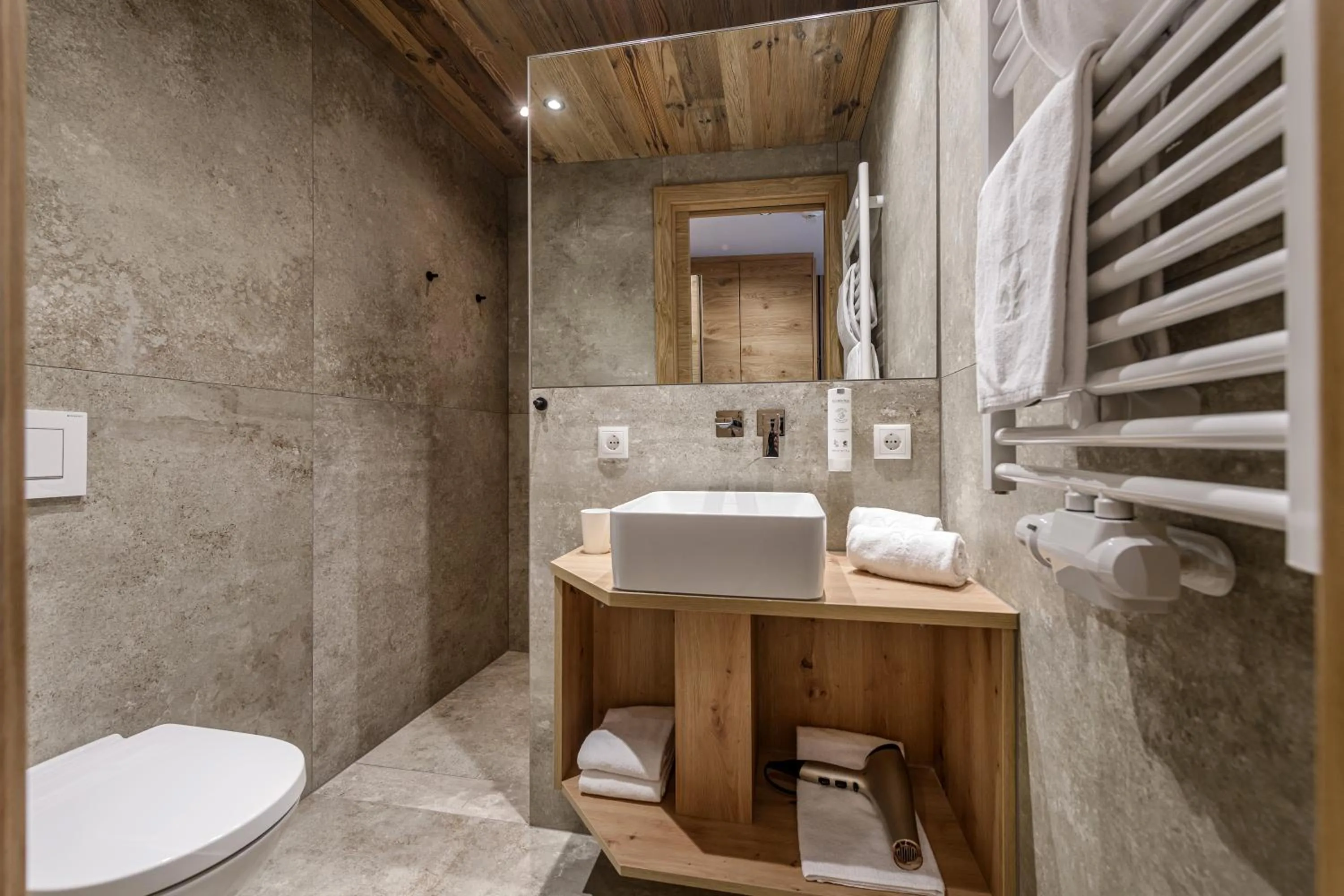 Bathroom in Salzburgerhof Flachau