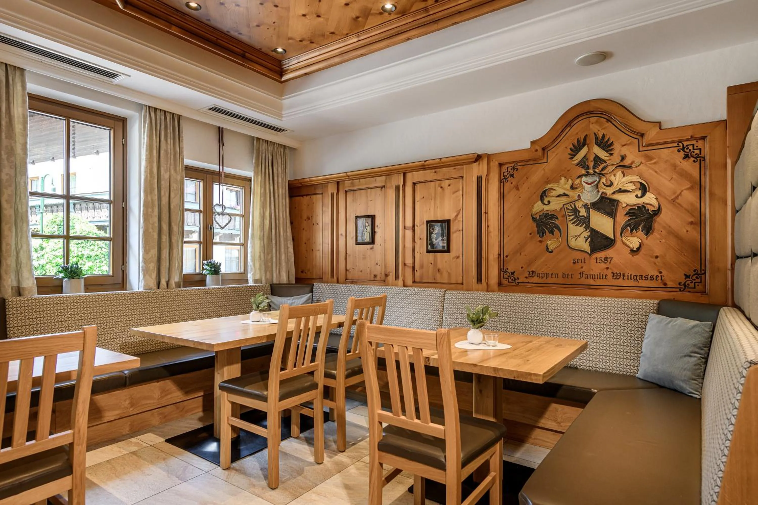 Restaurant/places to eat in Salzburgerhof Flachau