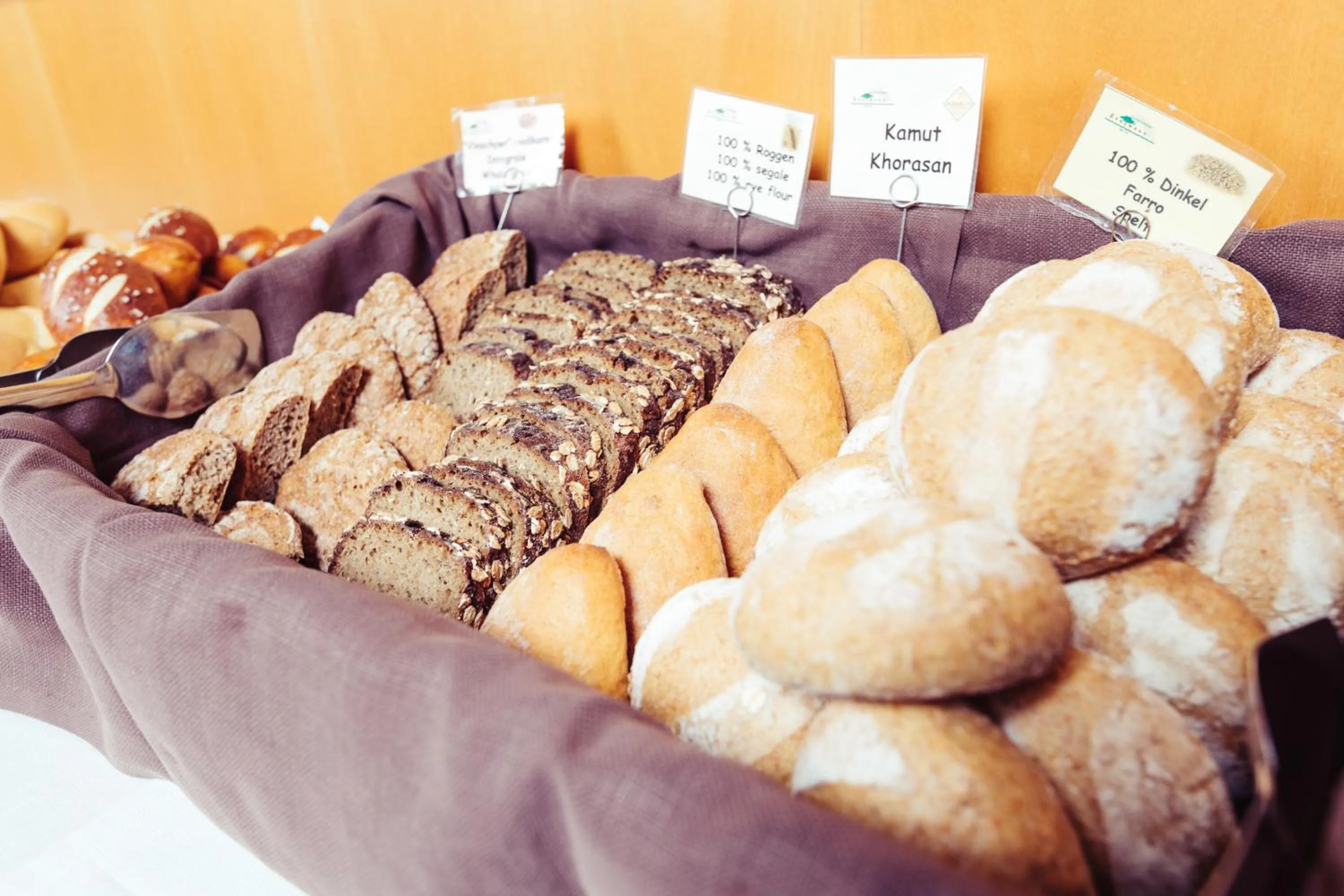 Buffet breakfast in Bio Hotel Kaufmann