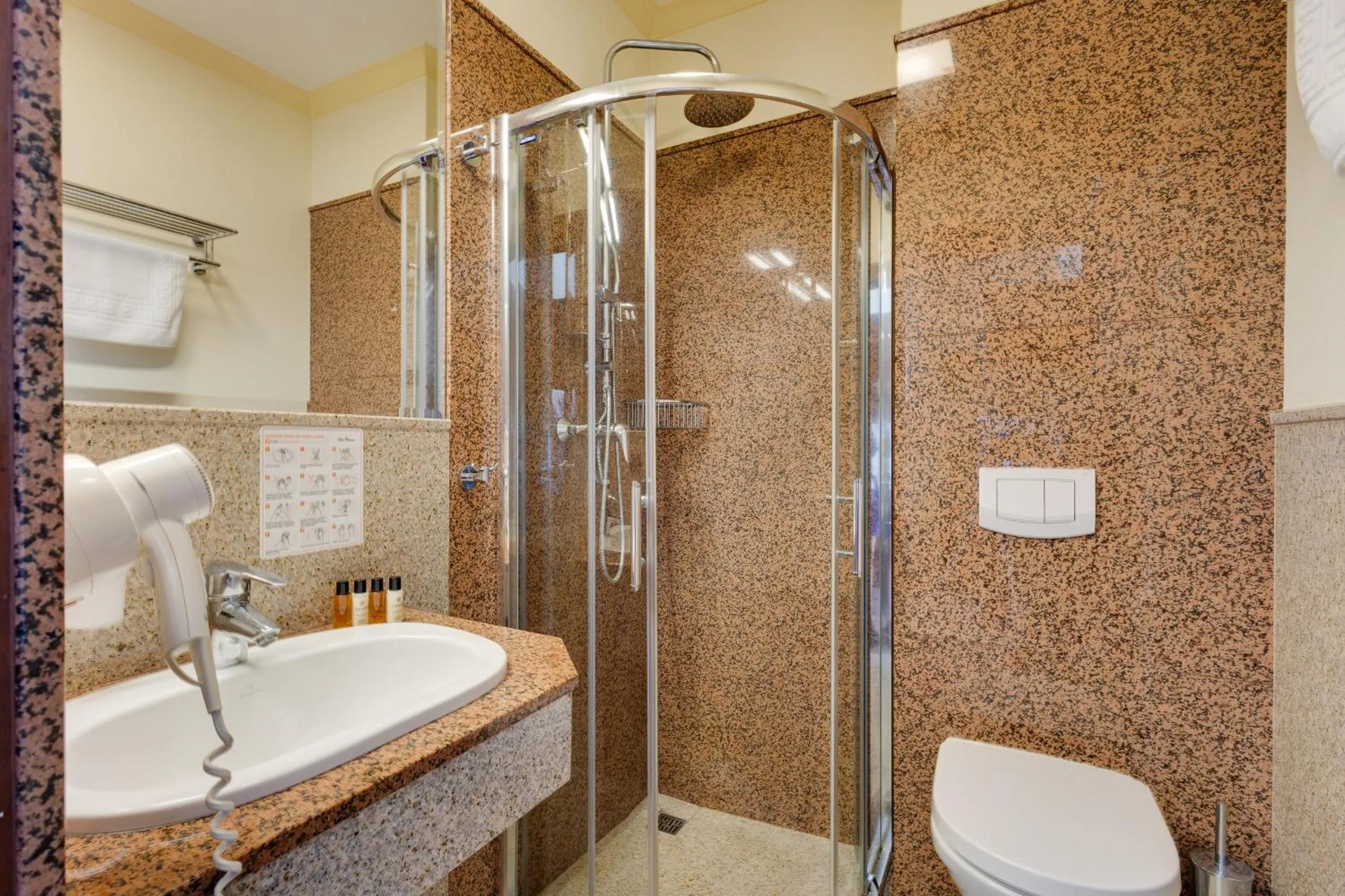 Shower in Villa Meduza