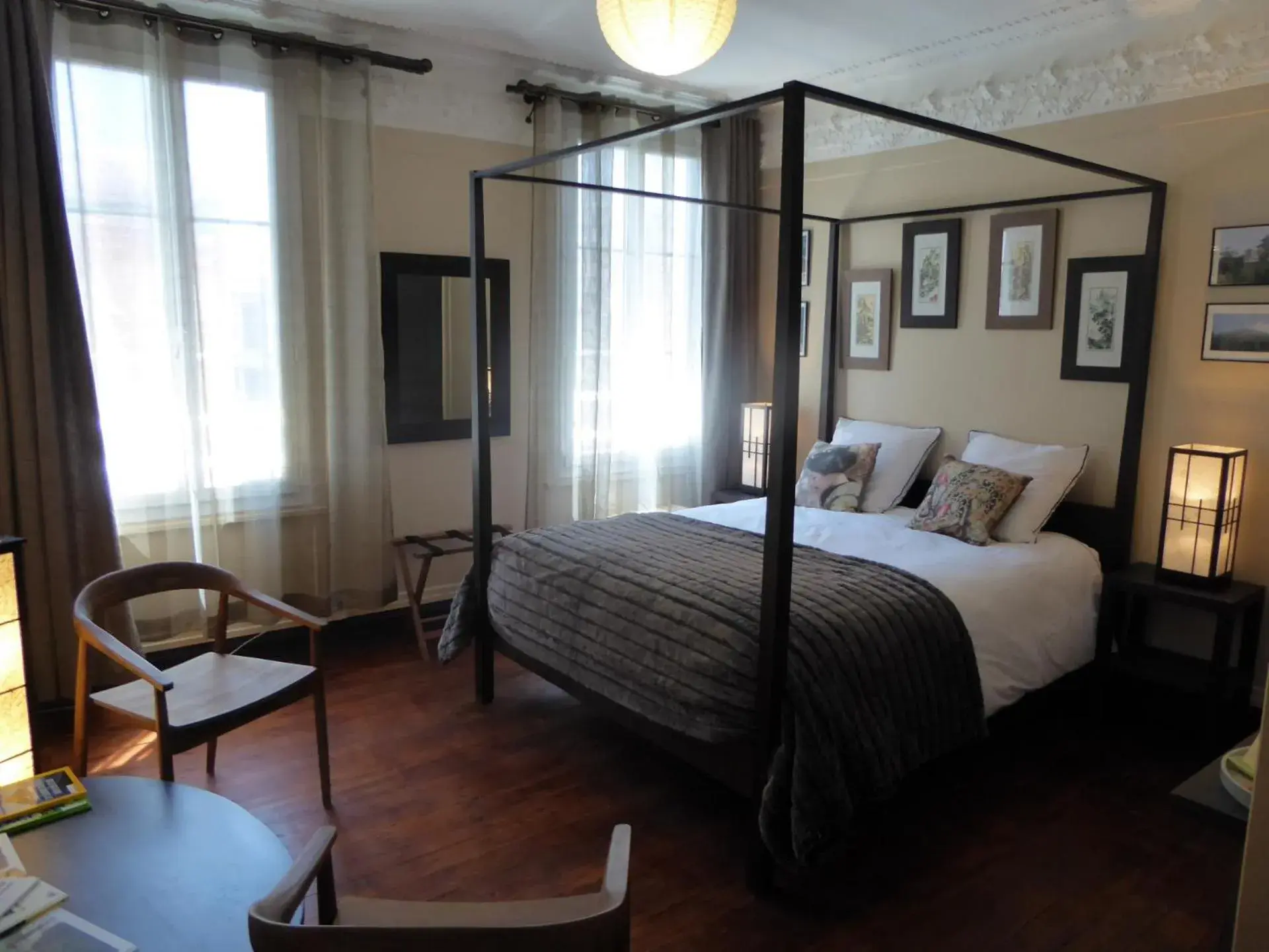 Double Room in B&B A La Maison Blanche Double Room in B&B A La Maison Blanche