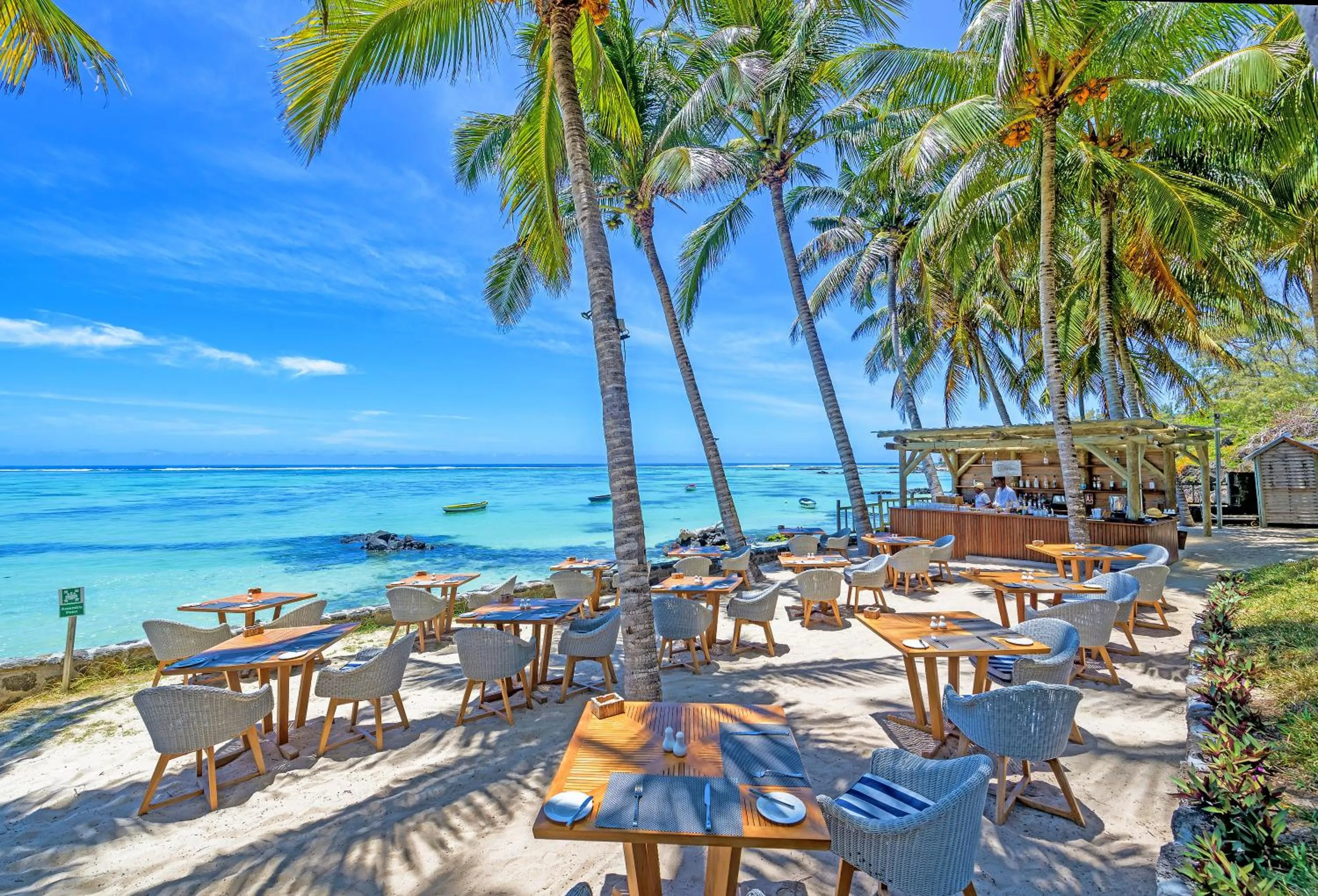 Restaurant/places to eat in Seasense Boutique Hotel & Spa