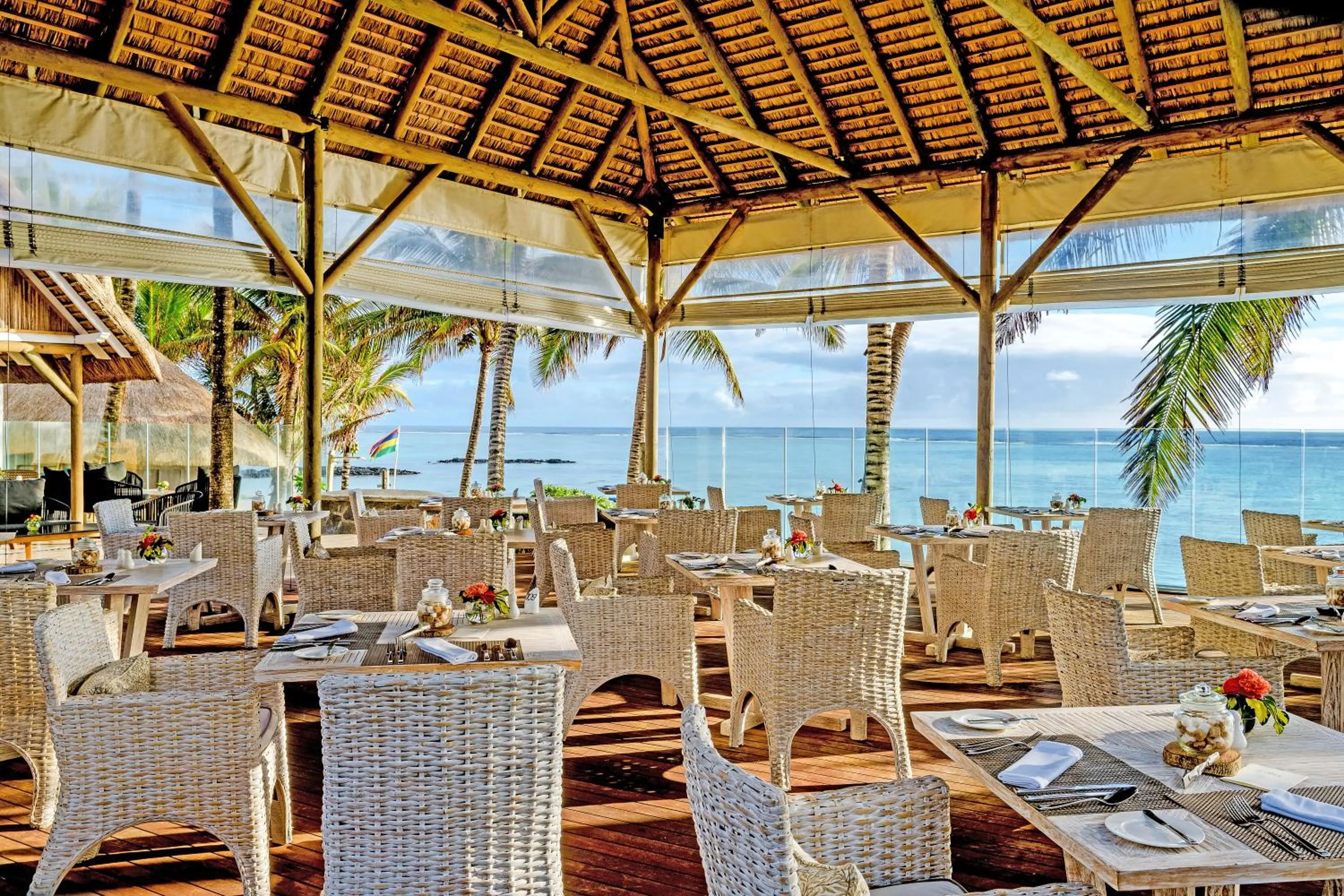 Restaurant/places to eat in Seasense Boutique Hotel & Spa