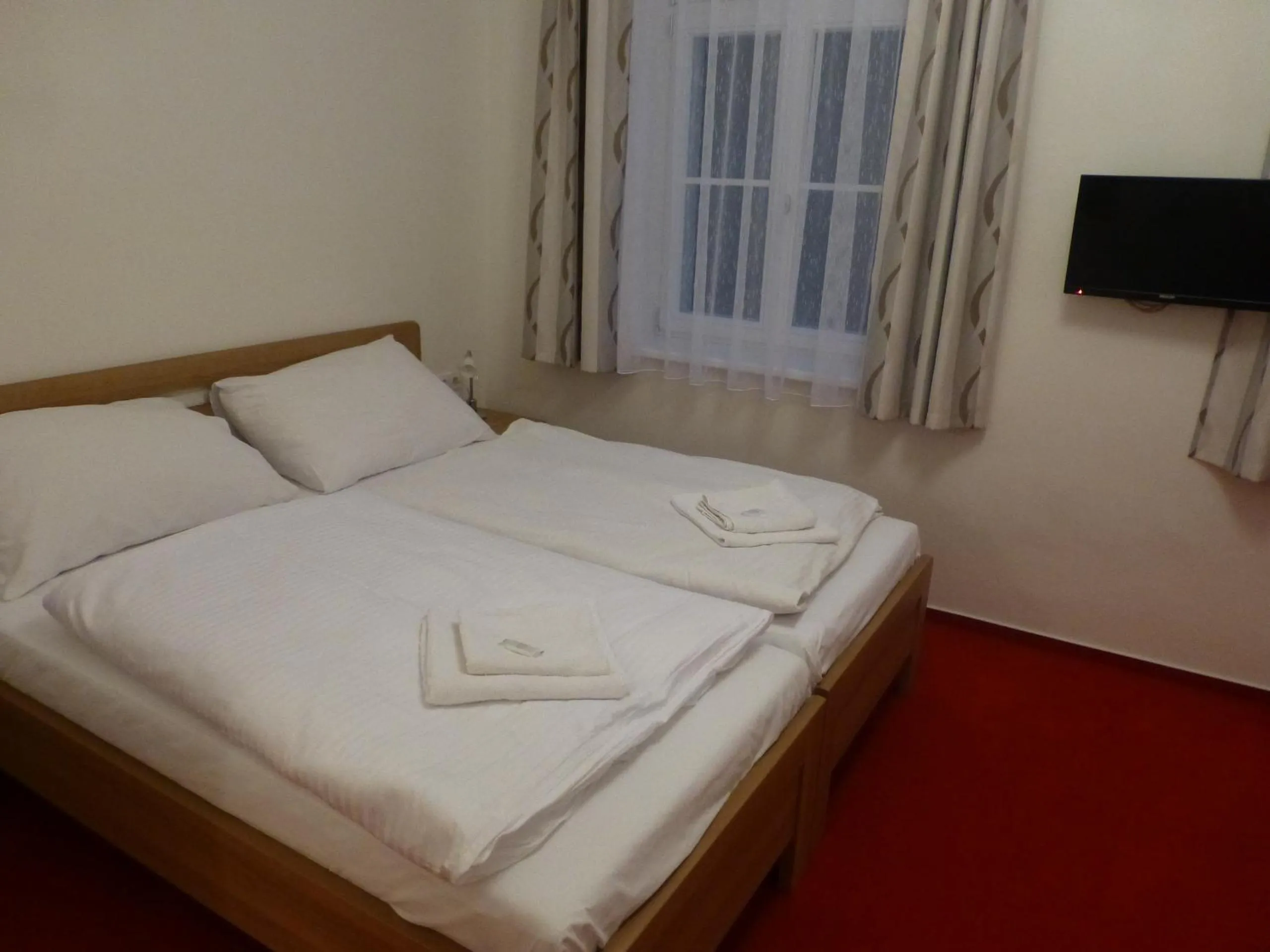 Double Room with Garden View in Penzion U sv. Kryštofa