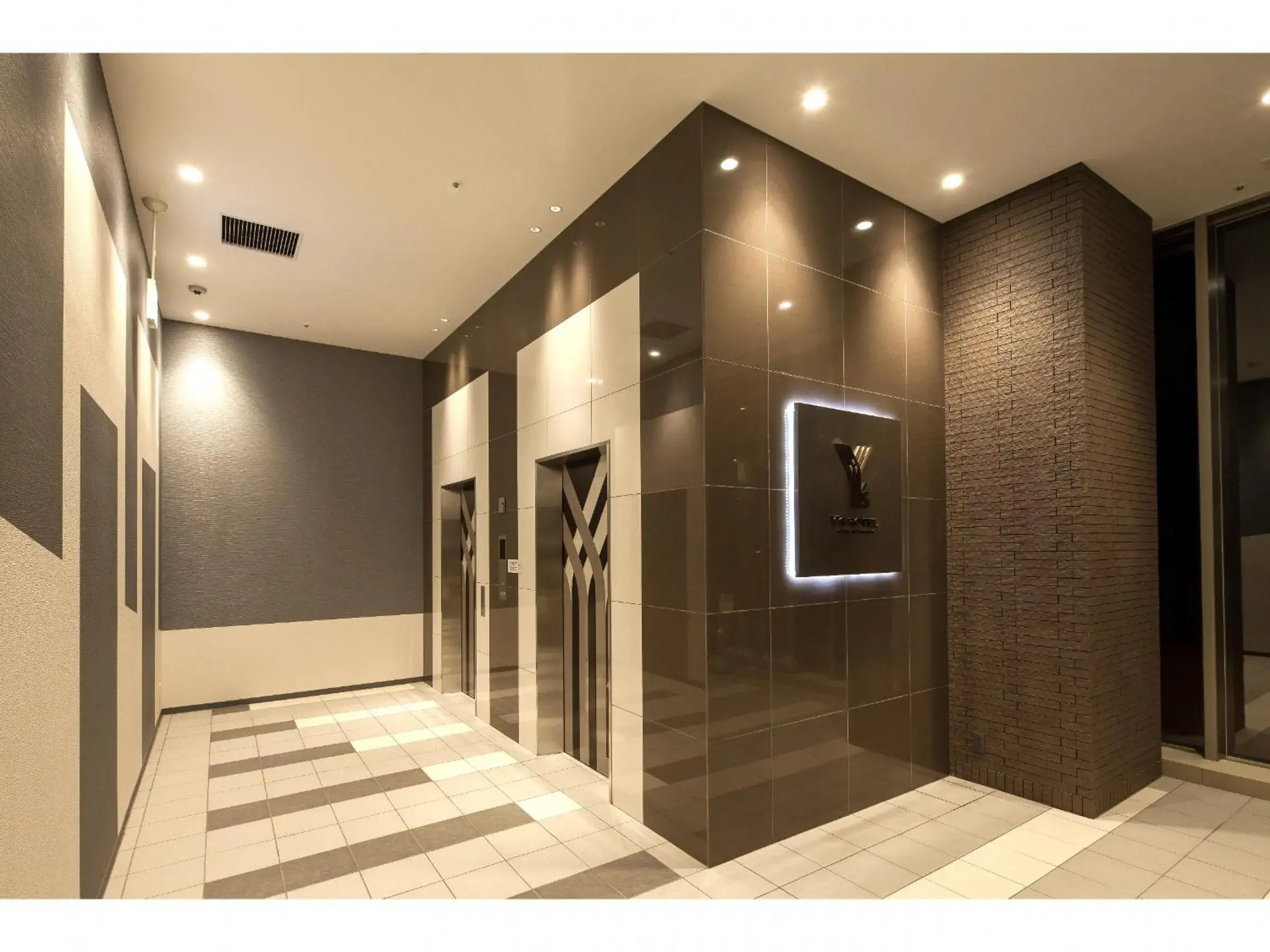 Facade/entrance in Y's Hotel Asahikawa Ekimae Facade/entrance in Y's Hotel Asahikawa Ekimae