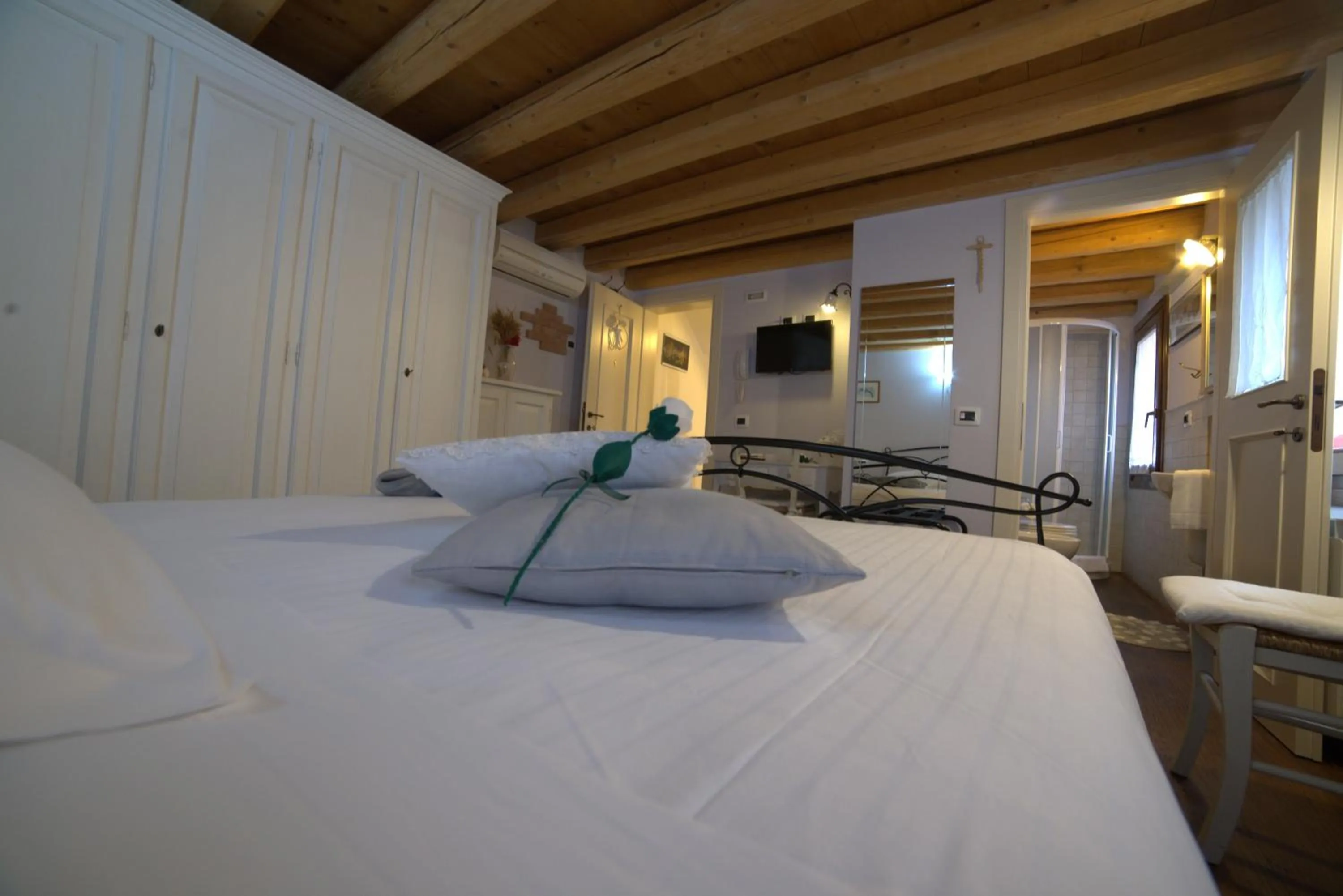 Bed in B&B Casa Perla