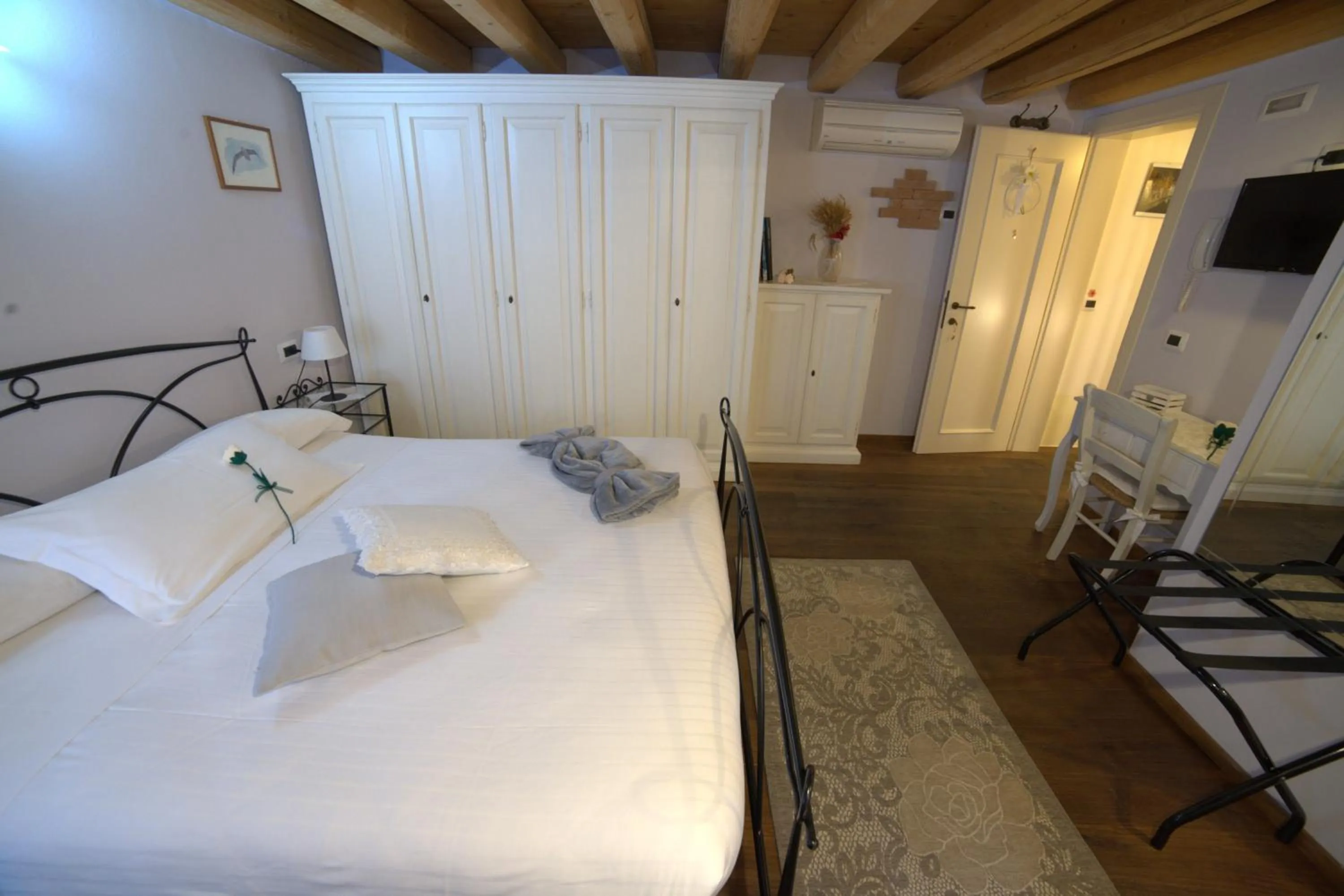 Bed in B&B Casa Perla