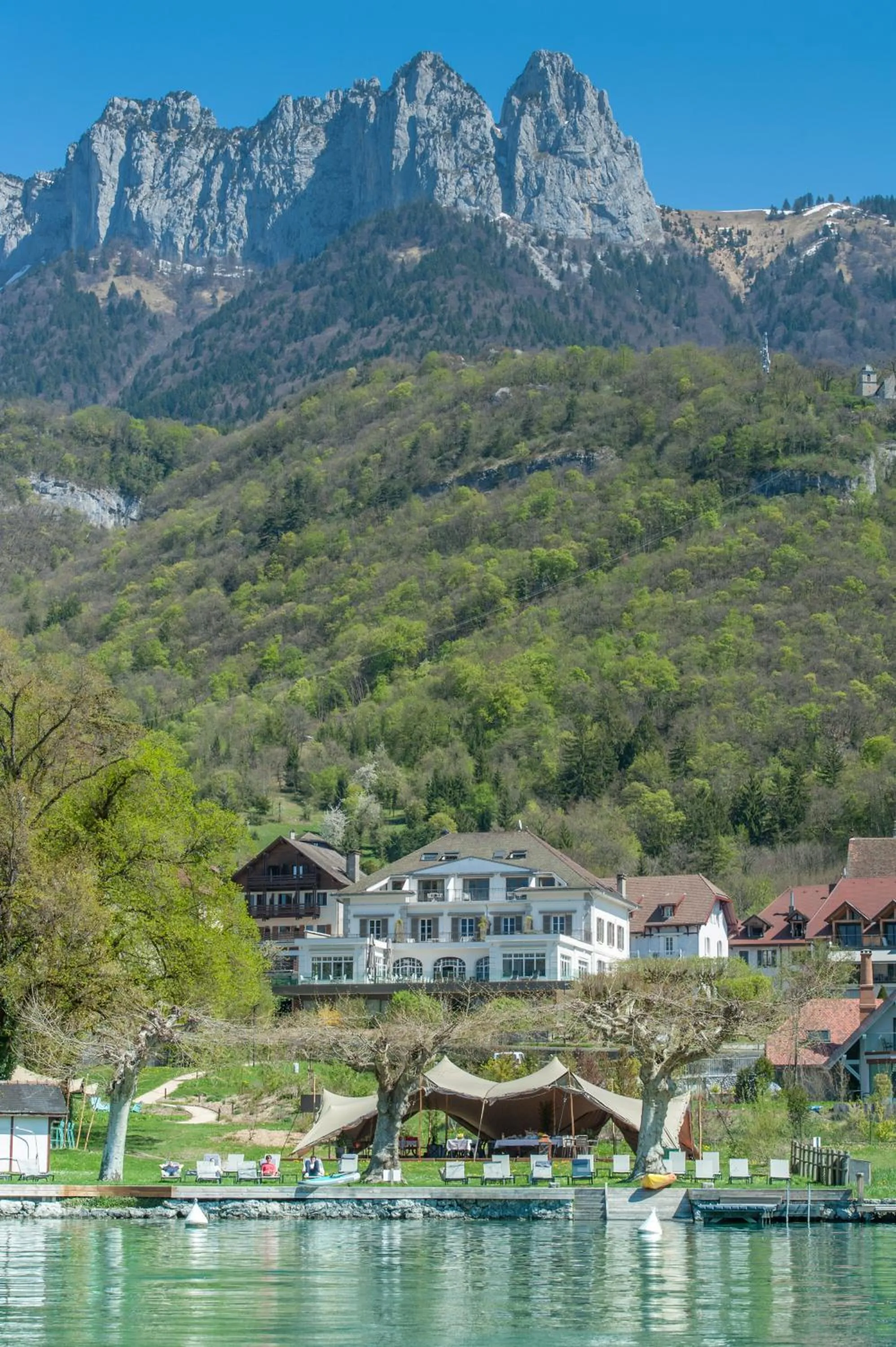 Lake view in Hôtel Beau Site Talloires B SPA