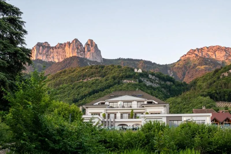Property building in Hôtel Beau Site Talloires B SPA