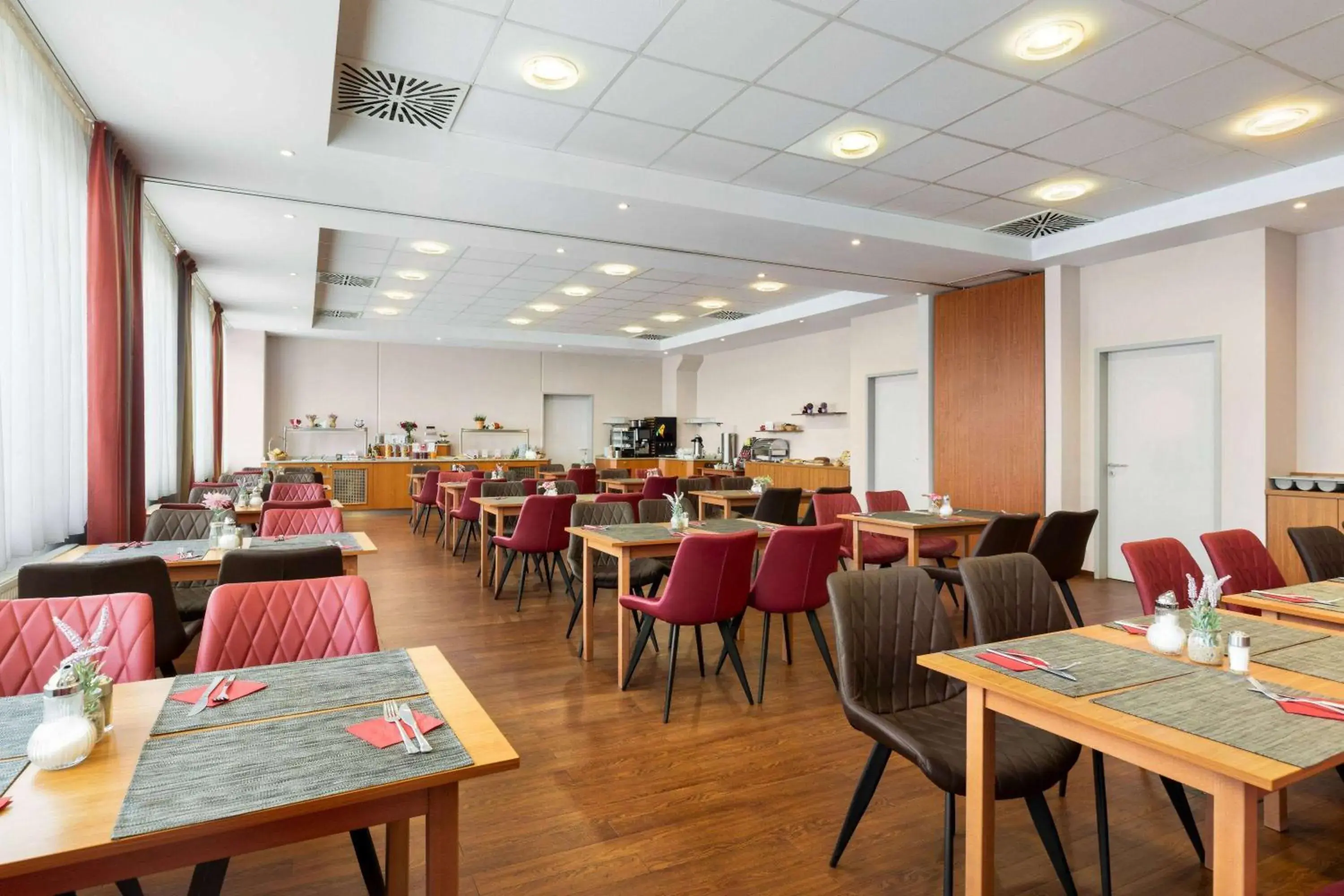 Restaurant/places to eat in Amedia Express Passau, Trademark Collection by Wyndham Restaurant/places to eat in Amedia Express Passau, Trademark Collection by Wyndham