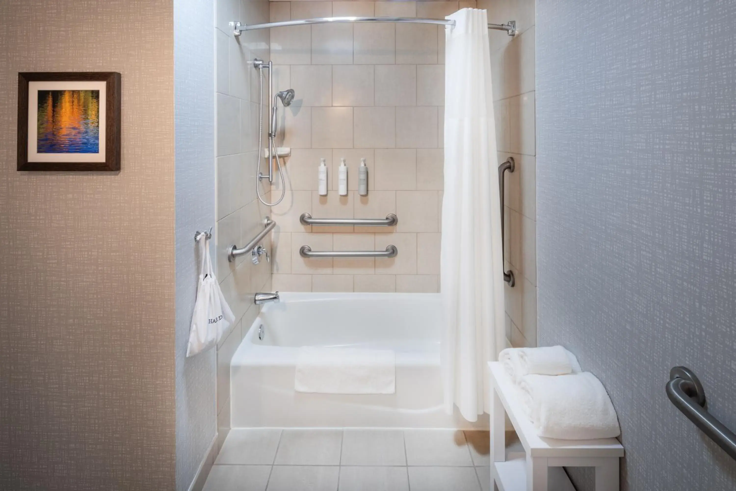 Bathroom in Hampton Inn Pullman Bathroom in Hampton Inn Pullman