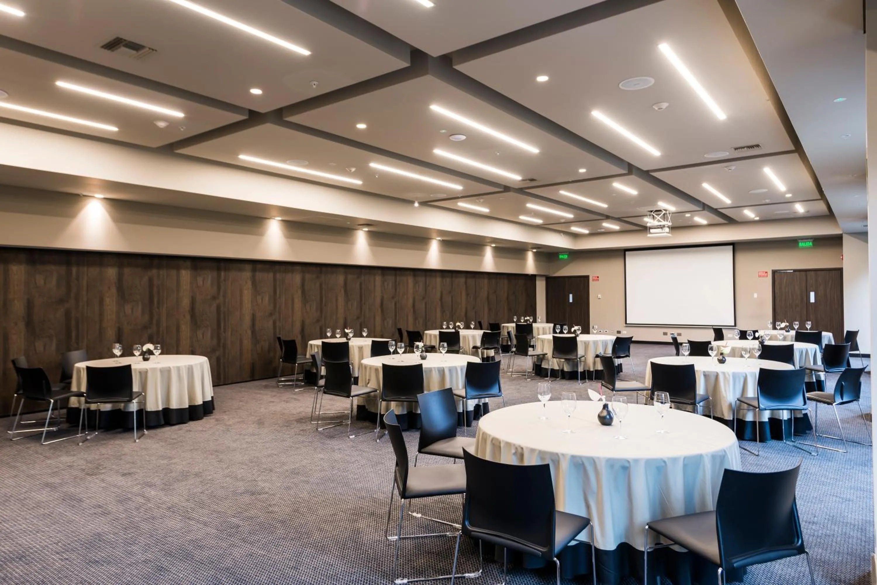 Banquet/Function facilities in Movich Hotel Las Lomas