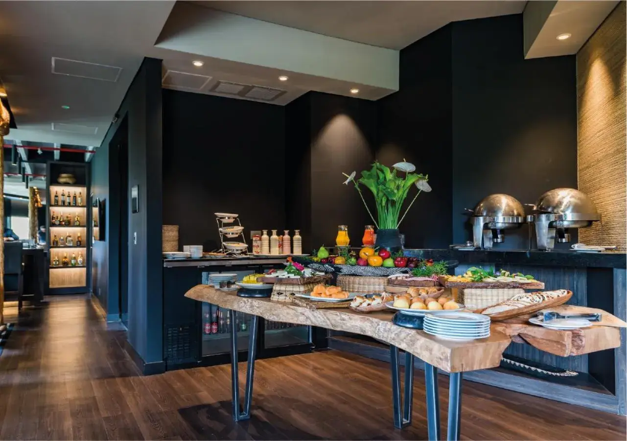 Breakfast in Movich Hotel Las Lomas Breakfast in Movich Hotel Las Lomas