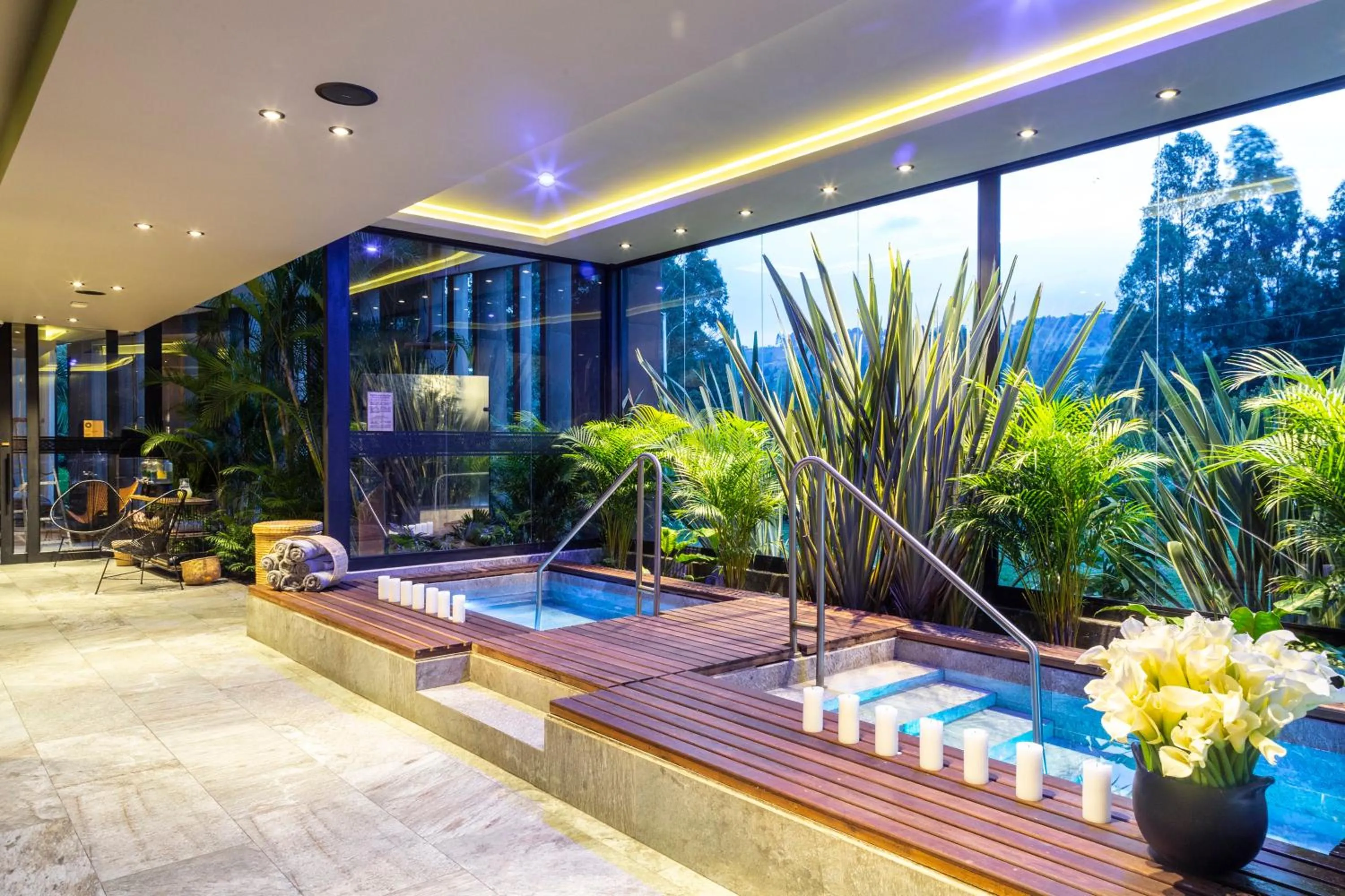 Spa and wellness centre/facilities in Movich Hotel Las Lomas