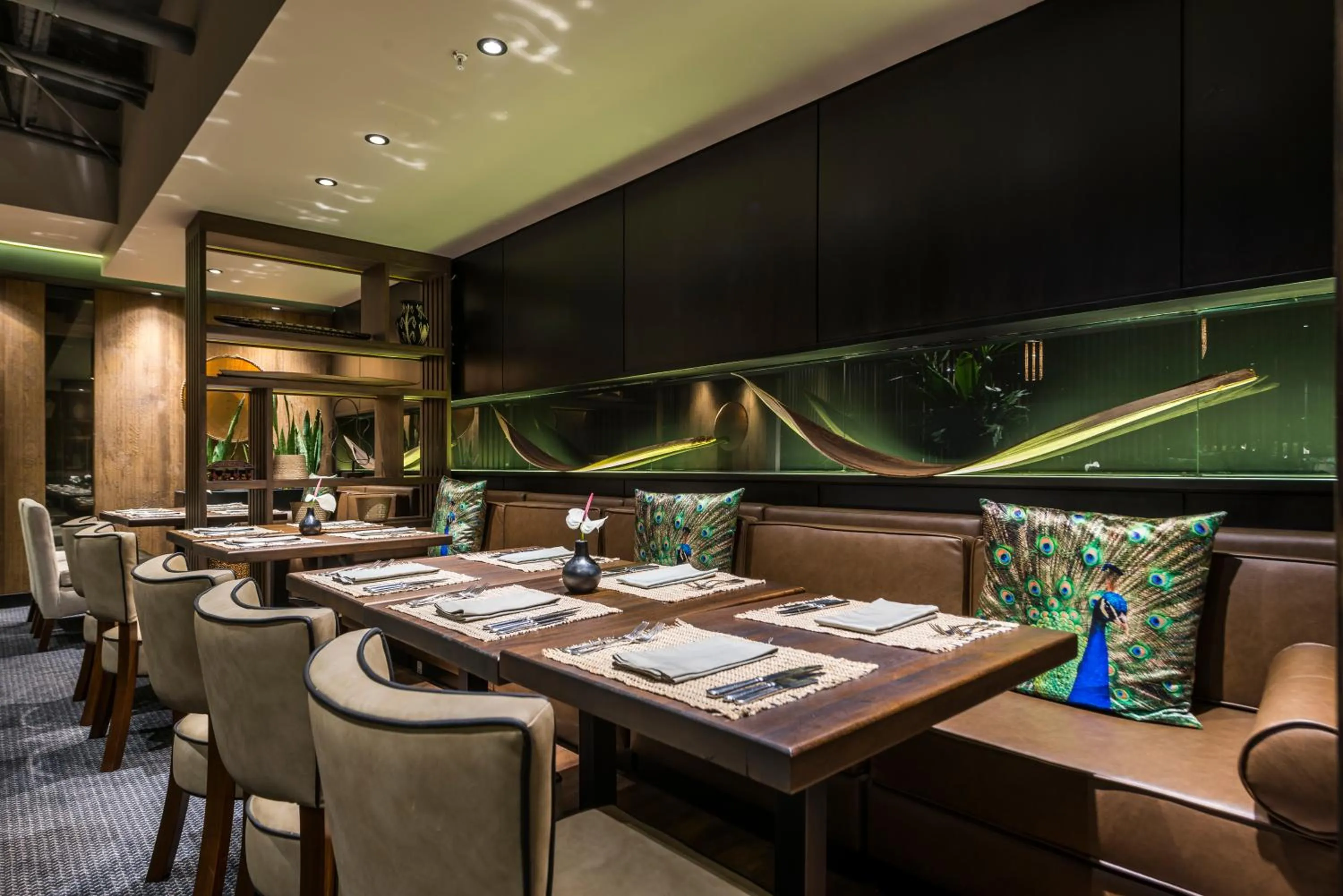 Restaurant/places to eat in Movich Hotel Las Lomas