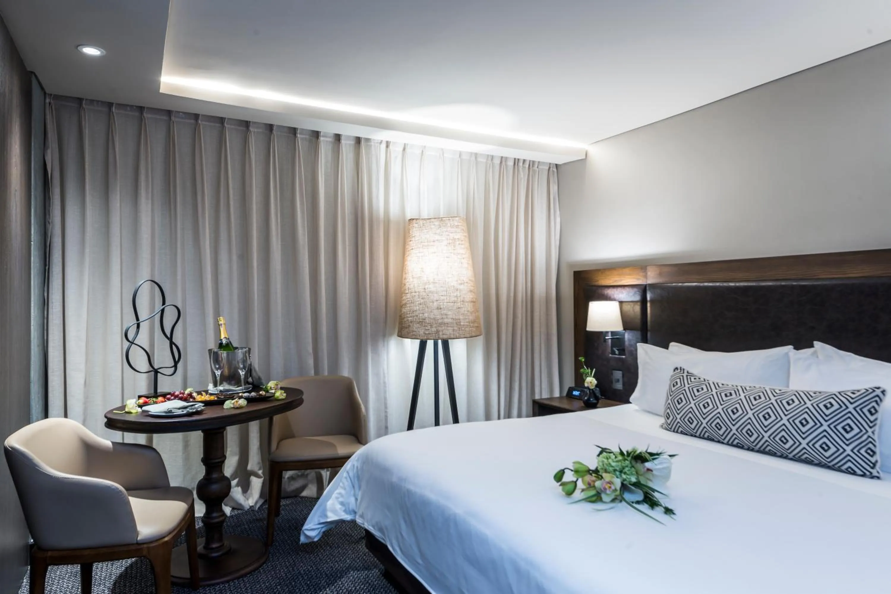 Bedroom, Bed in Movich Hotel Las Lomas