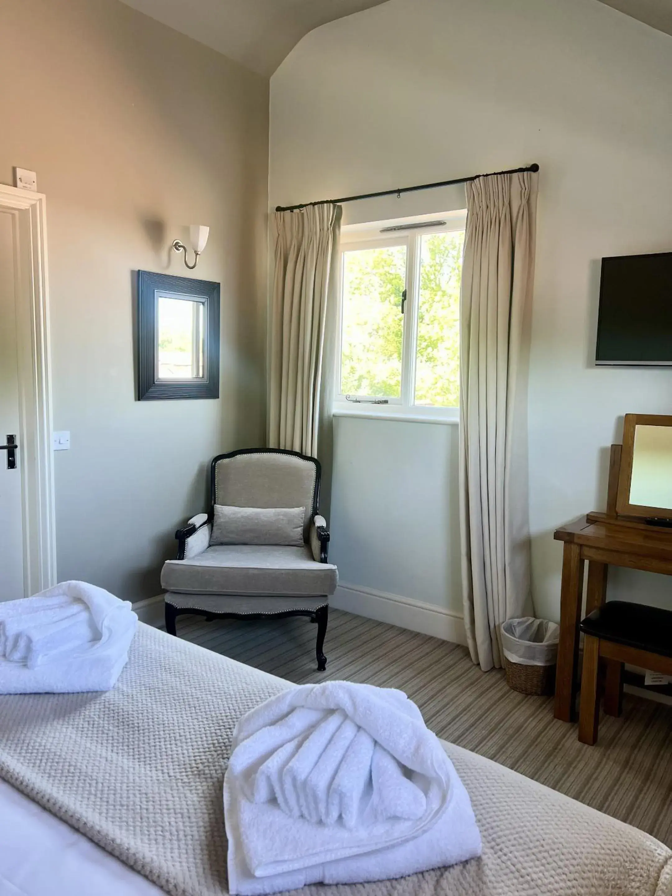 Bedroom, Bed in The Parson Woodforde Bedroom, Bed in The Parson Woodforde