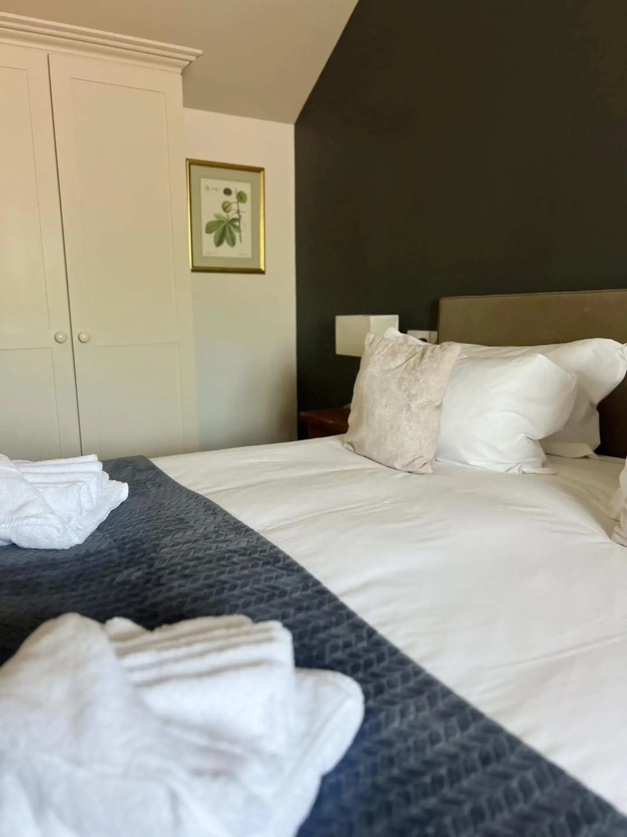 Bedroom, Bed in The Parson Woodforde Bedroom, Bed in The Parson Woodforde