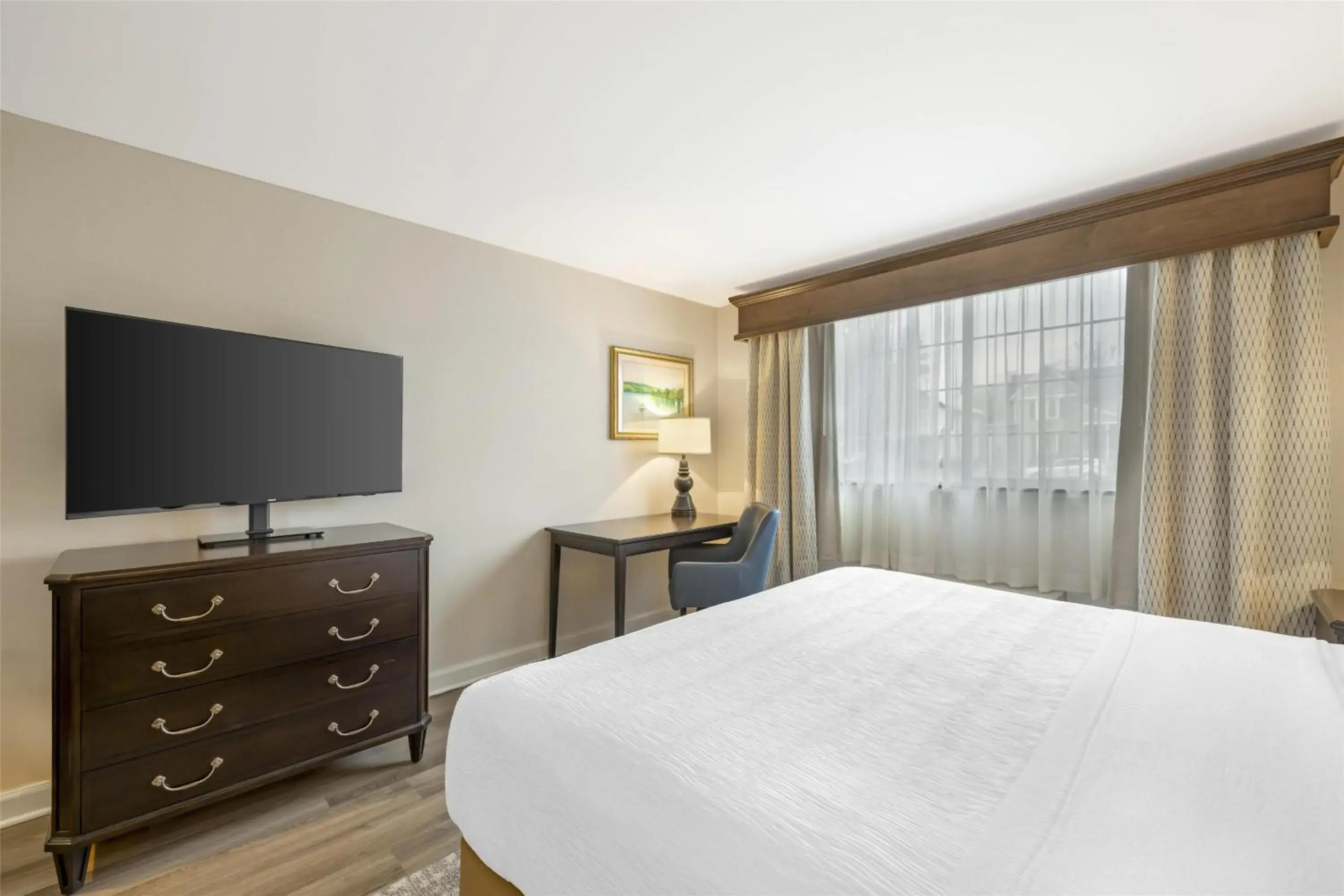 Bedroom, Bed in Best Western PLUS Vineyard Inn and Suites Bedroom, Bed in Best Western PLUS Vineyard Inn and Suites