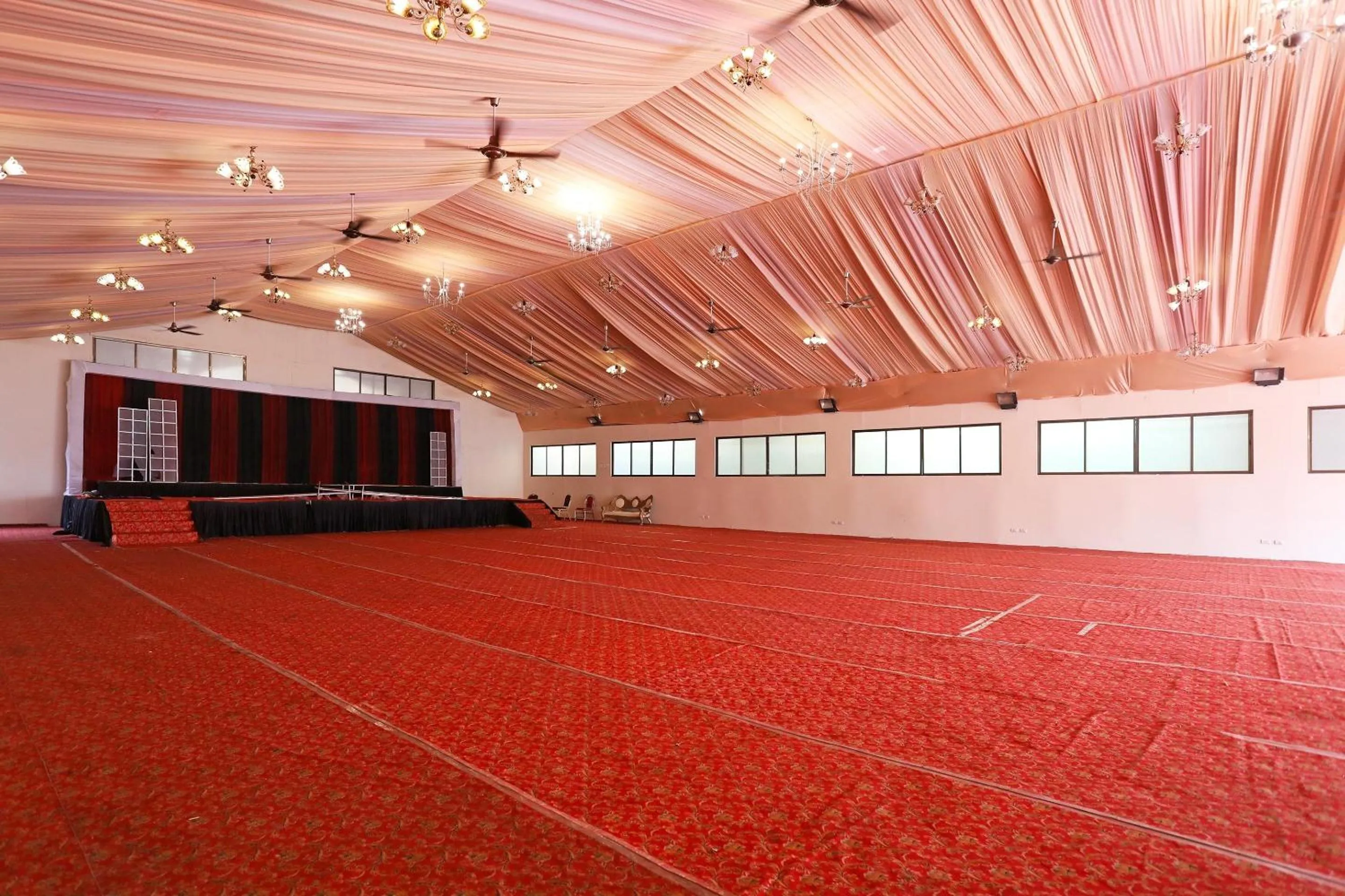 Banquet/Function facilities in Hotel O 10671 Hotel Sai Prem