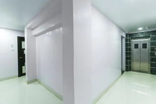 Super Hotel O Dk Inn Near Kalighat Kali Temple