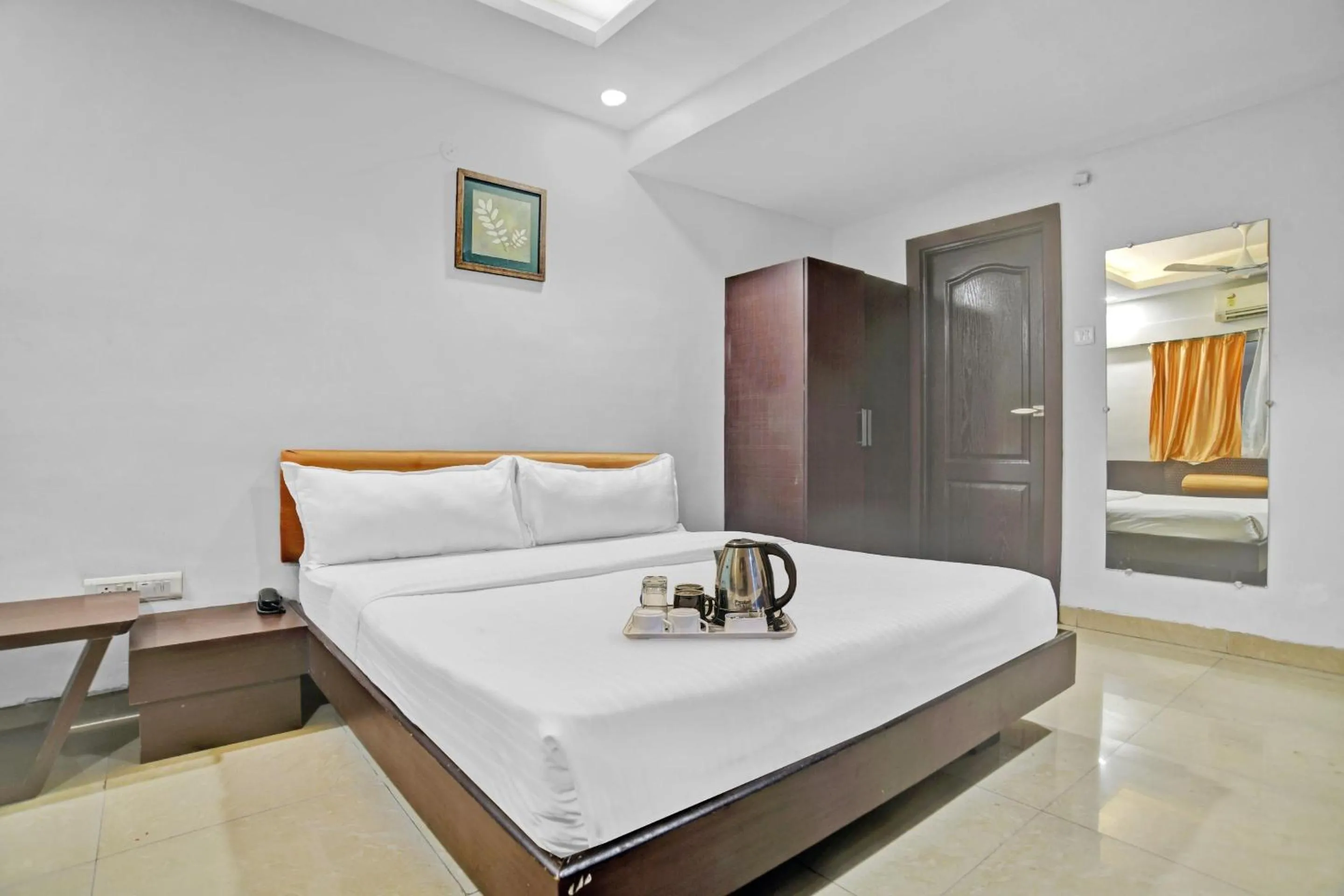 Bedroom, Bed in Super Townhouse Divya Palace