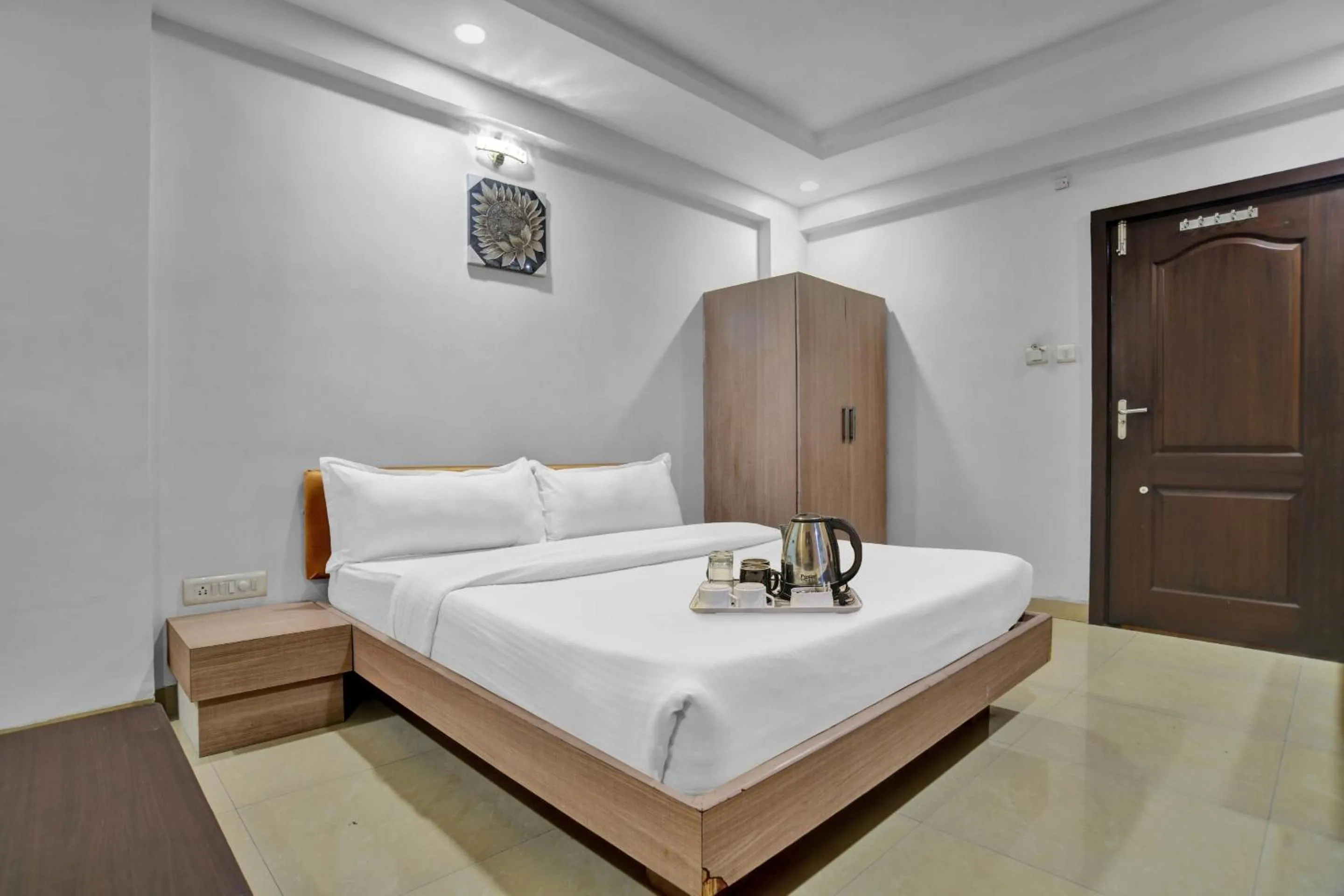 Bedroom, Bed in Super Townhouse Divya Palace
