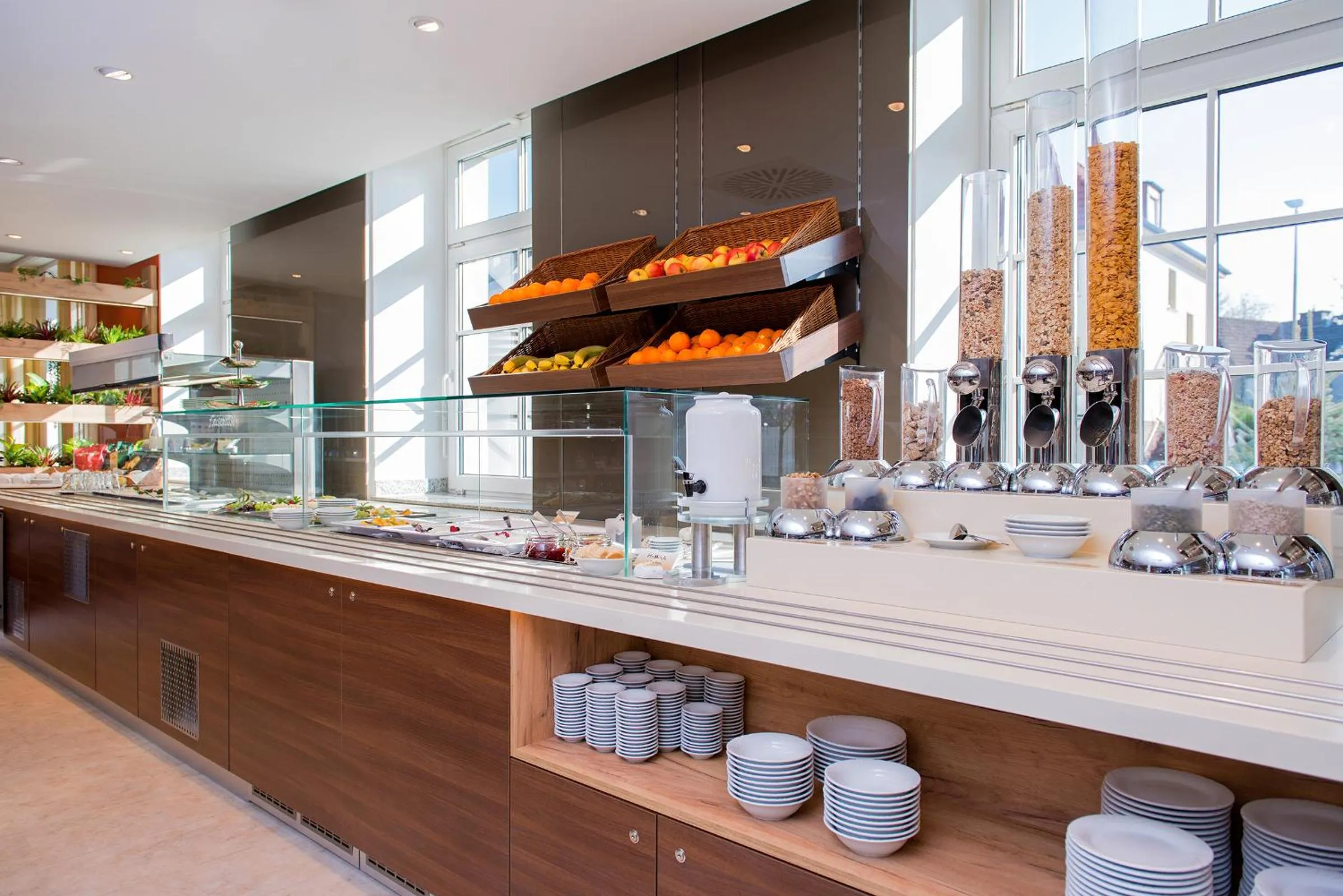 Restaurant/places to eat in Johanniter Gästehaus