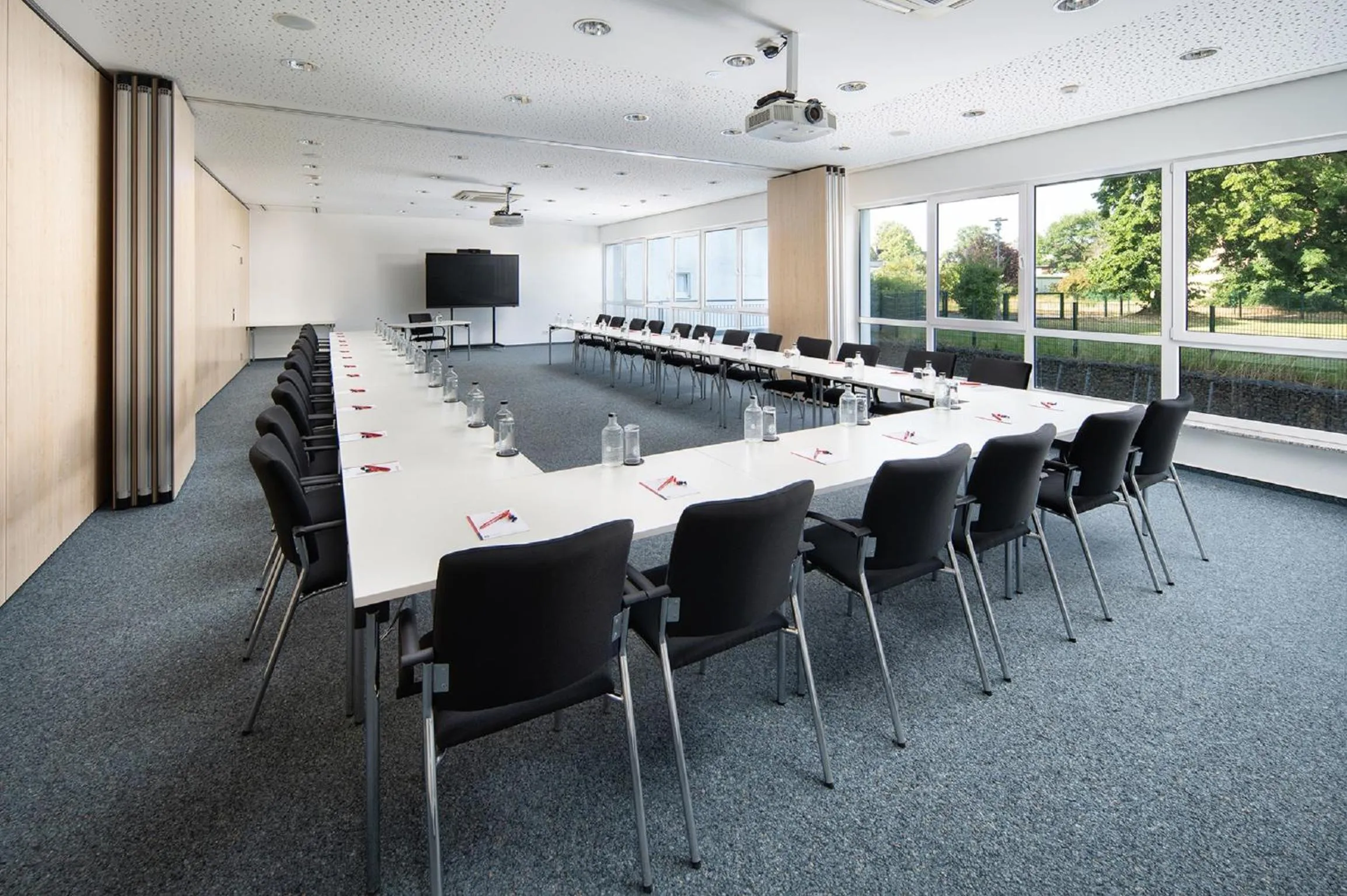 Meeting/conference room in Johanniter Gästehaus