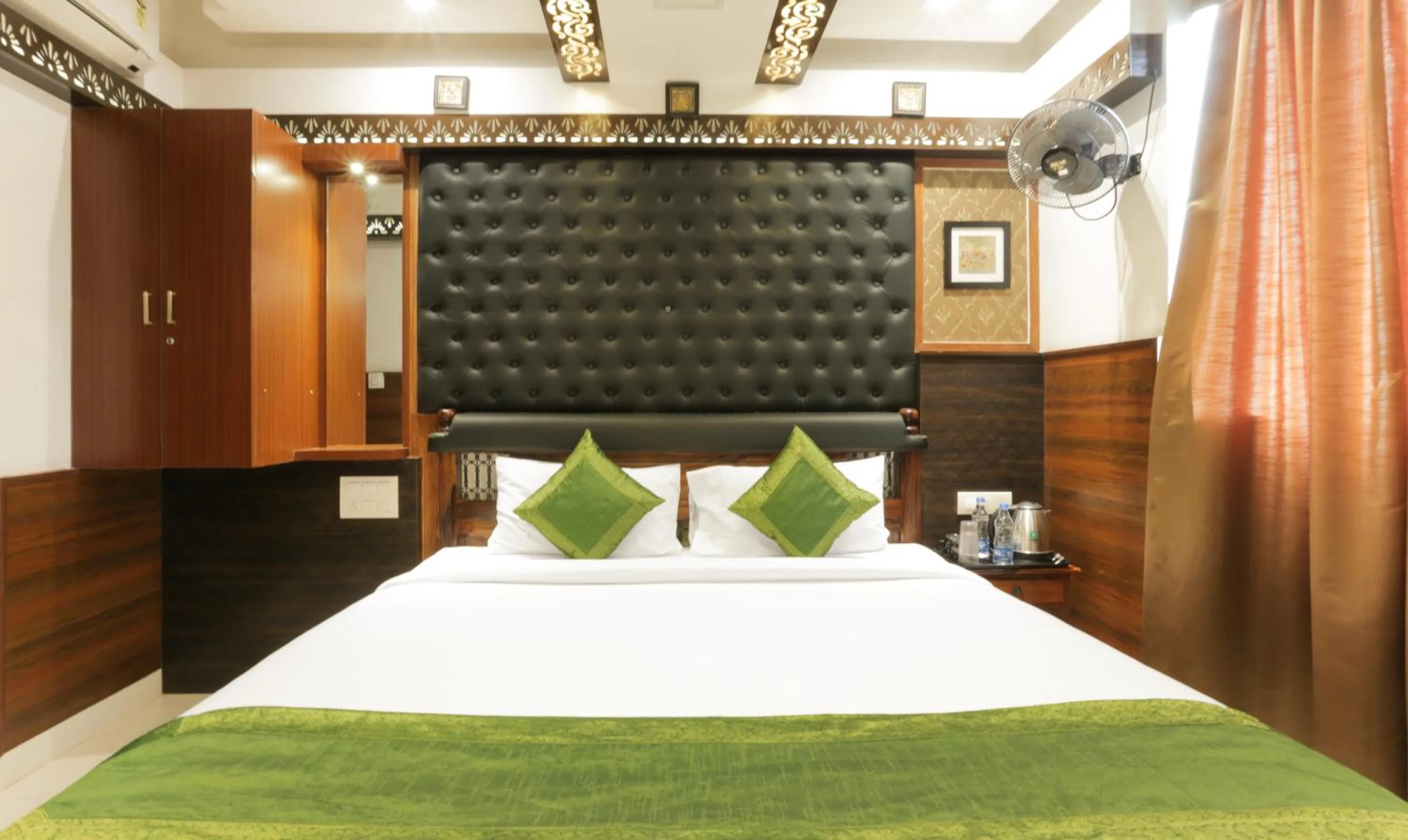 Bedroom, Bed in Hotel Dvaraka Inn