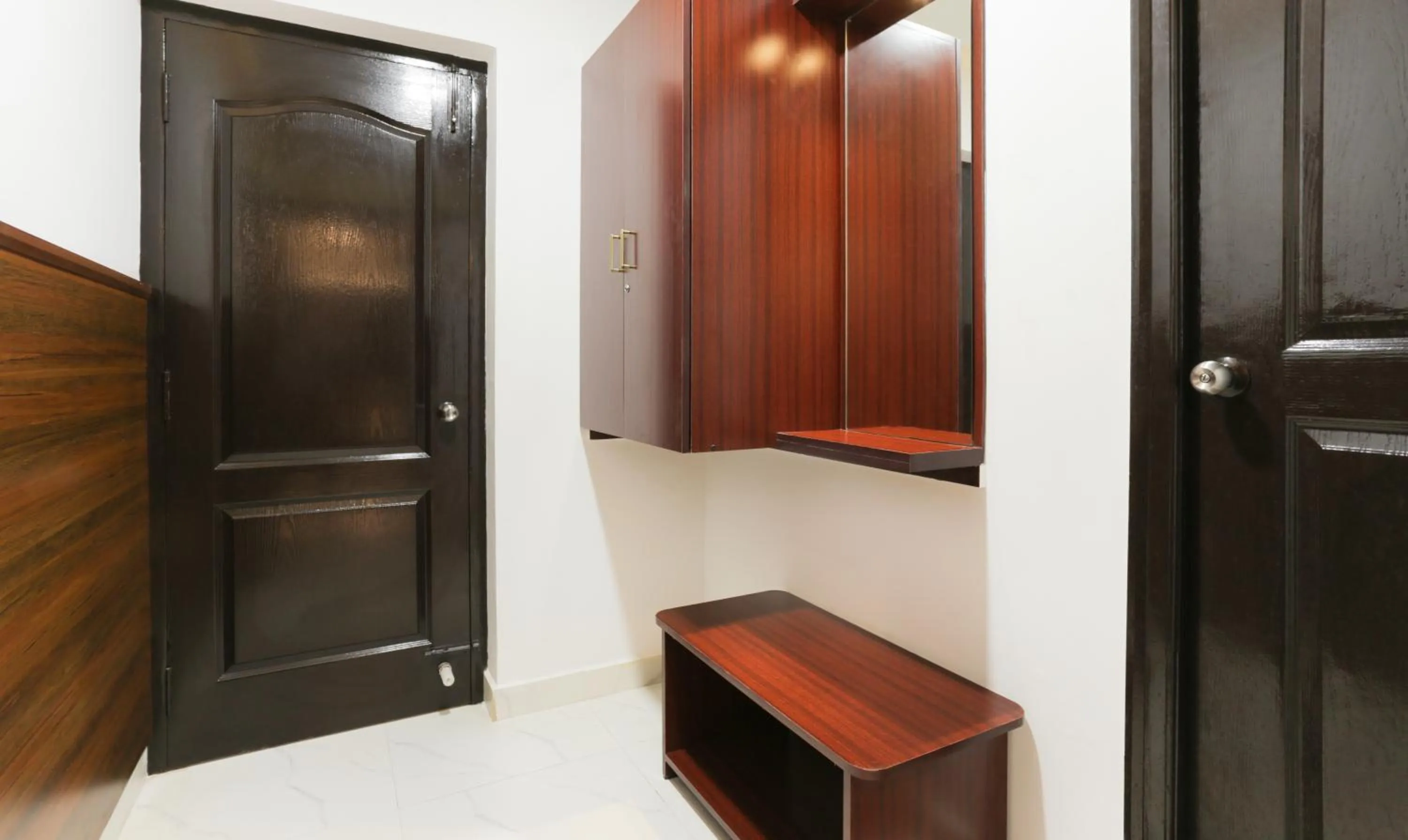 Facade/entrance in Hotel Dvaraka Inn