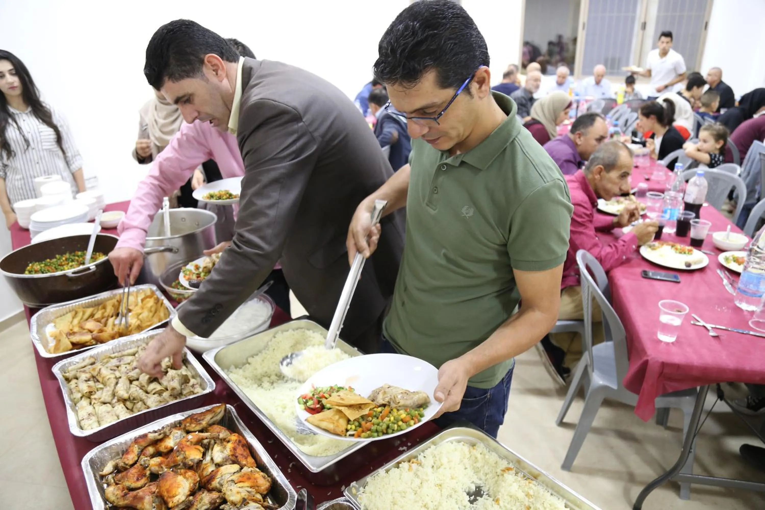 Breakfast in Alrowwad Guest House