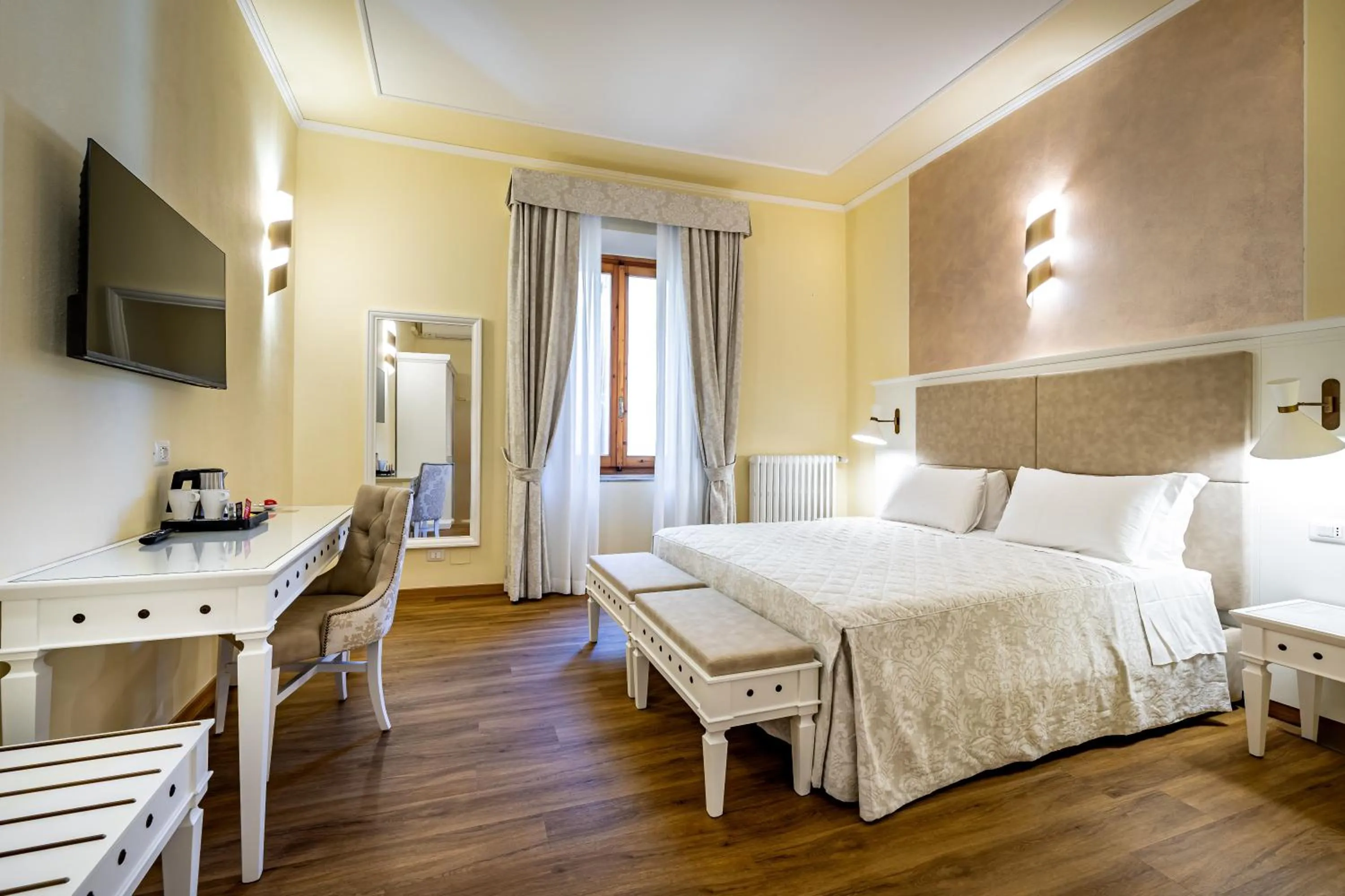Photo of the whole room, Bed in Residenza Alessandra