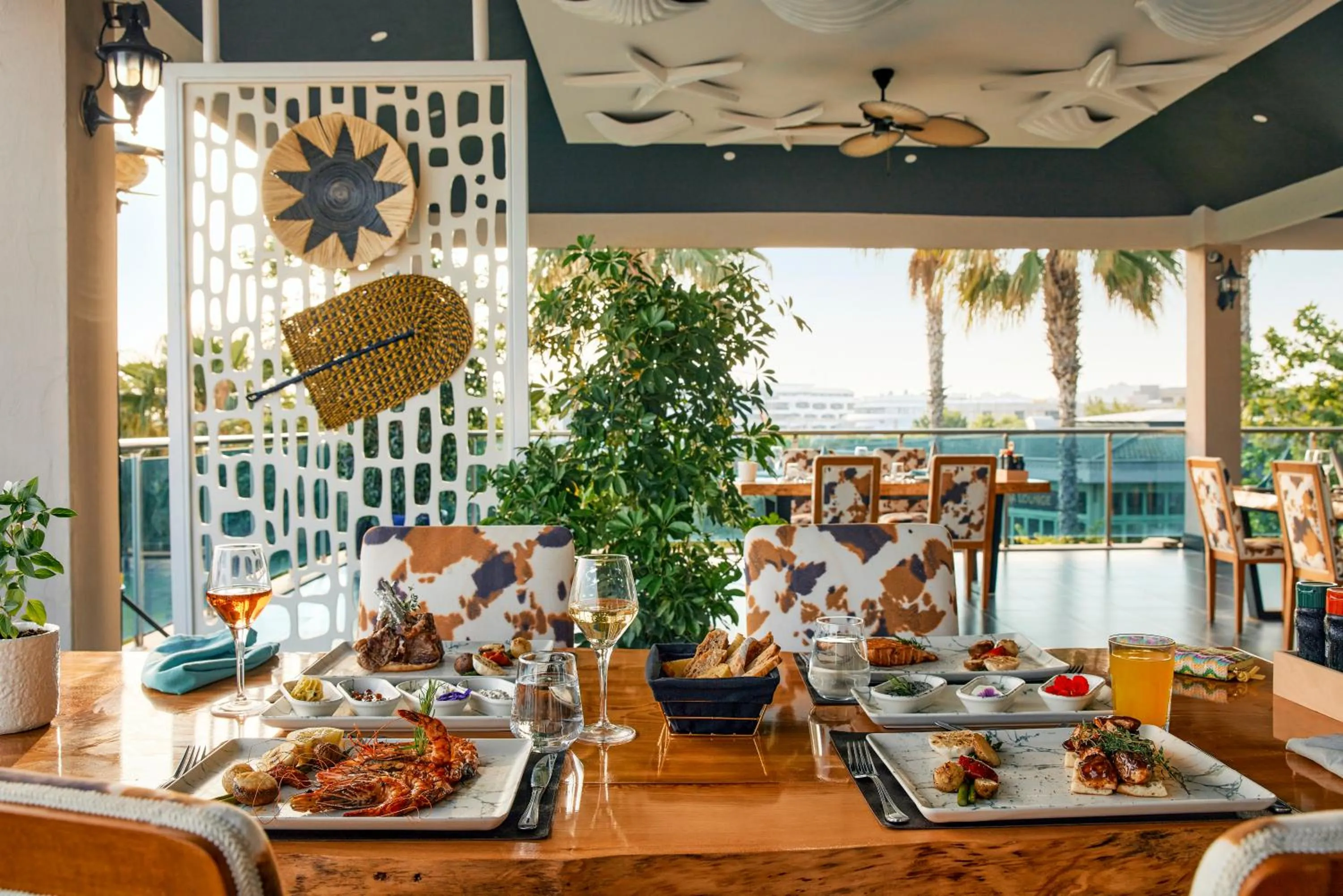 Restaurant/places to eat in Tui Magic Life Jacaranda