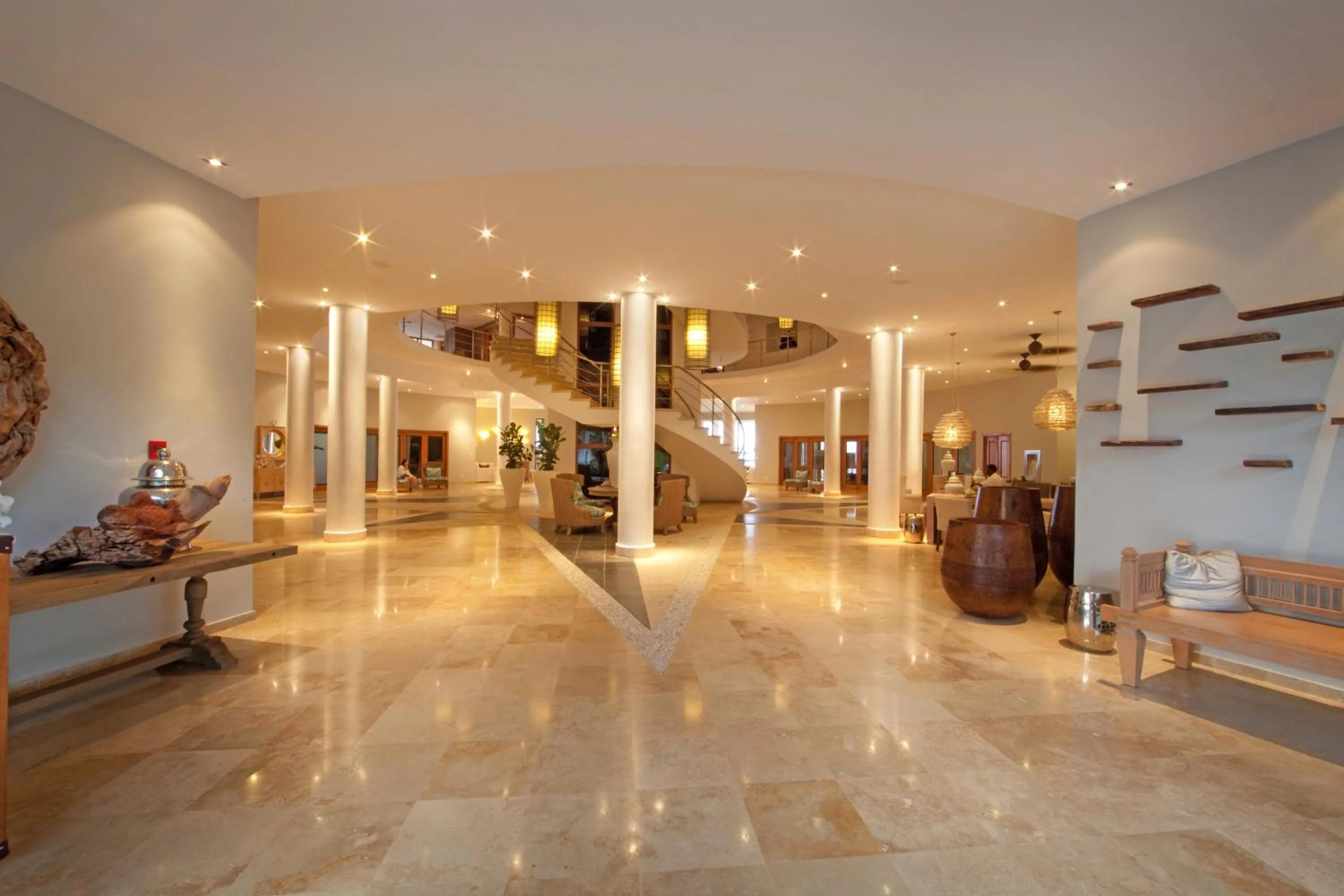 Lobby or reception in The Bannister Hotel & Yacht Club by Mint