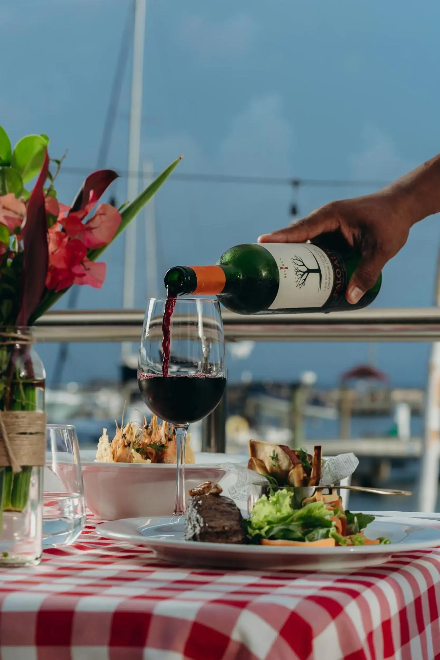 Restaurant/places to eat in The Bannister Hotel & Yacht Club by Mint Restaurant/places to eat in The Bannister Hotel & Yacht Club by Mint